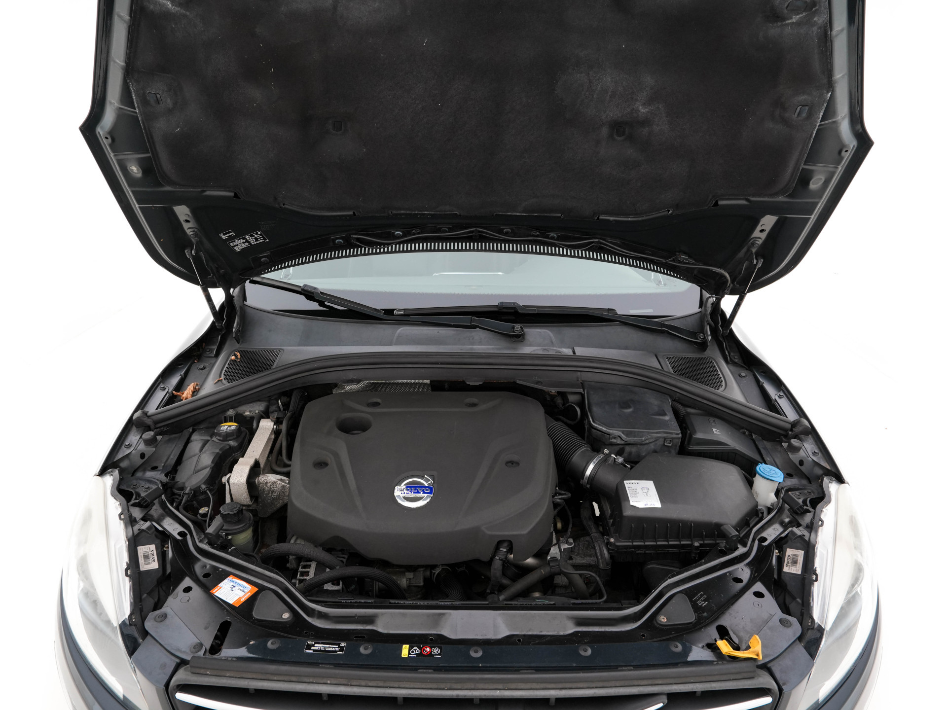 Volvo XC60 2.0 D4 FWD Ocean Race *NAVI-FULLMAP | FULL-LEATHER | MEMORY-PACK | TOWBAR | ECC | PDC | CRUISE | COMFORT-SEATS | 19"ALU*