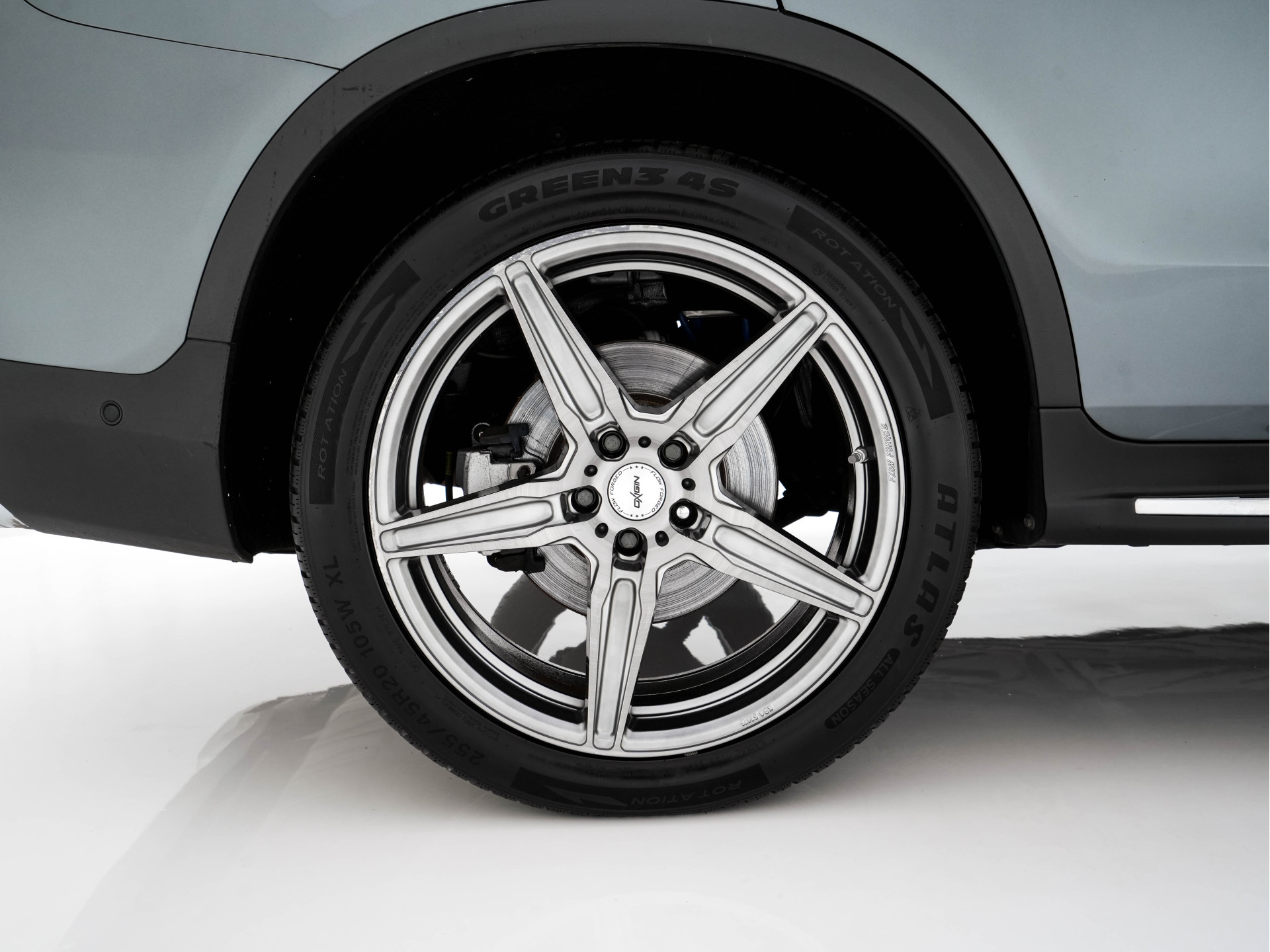 Mercedes-Benz GLC-klasse 350e 4MATIC Premium Plus Plug-in Aut. *LEATHER | FULL-LED | BLIND-SPOT | HEATED-SPORTSEATS | CAMERA | KEYLESS | AIR-SUSPENSION | ADAPTIVE-CRUISE | PRIVACY-GLASS | NAVI-FULLMAP | 20''ALU*