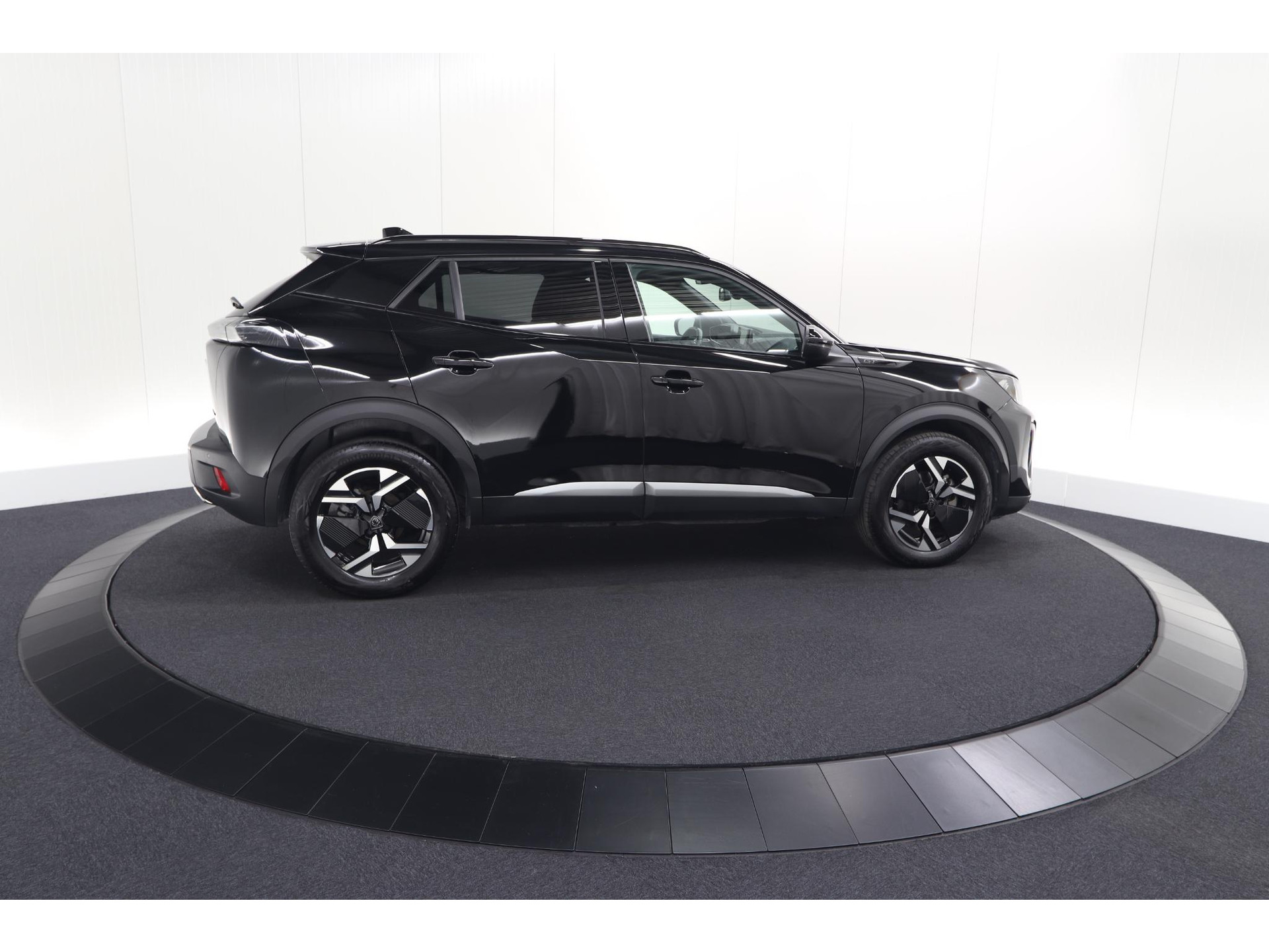 Peugeot 2008 1.2 Hybrid 145 GT | Camera | Apple Carplay | Parkeersensoren