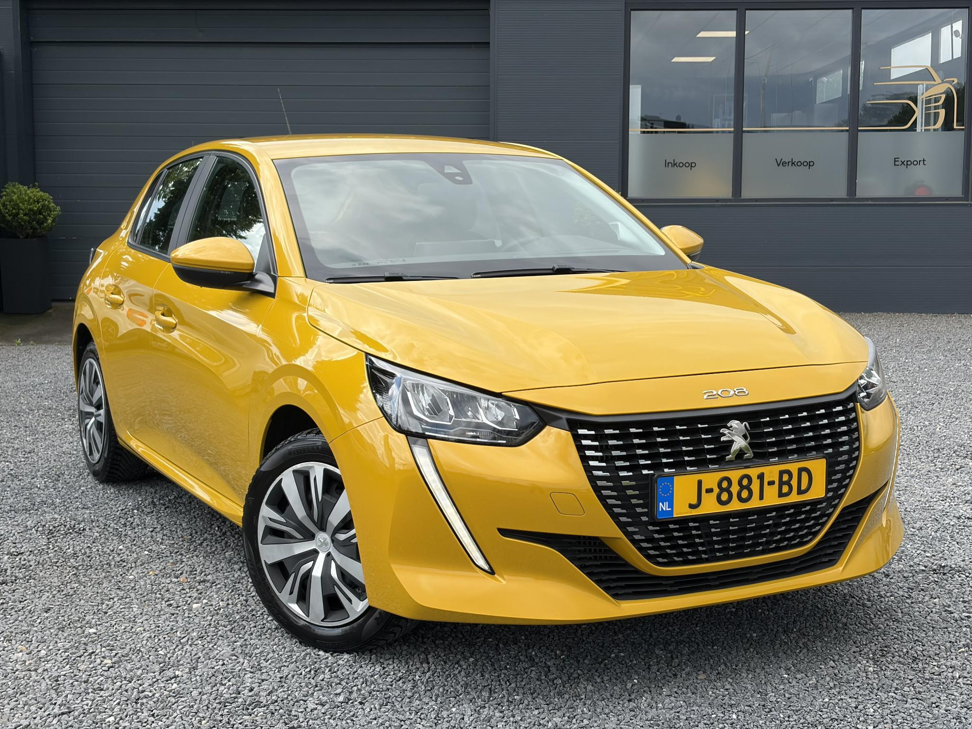 Peugeot 208 1.2 PureTech Blue Lease Active 102pk,2e Eigenaar,Navi,Apple Carplay/Android,Rijstrooksensor,6 Bak,Pdc,Dealer Onderhouden,N.A.P,Apk tot 04-2028