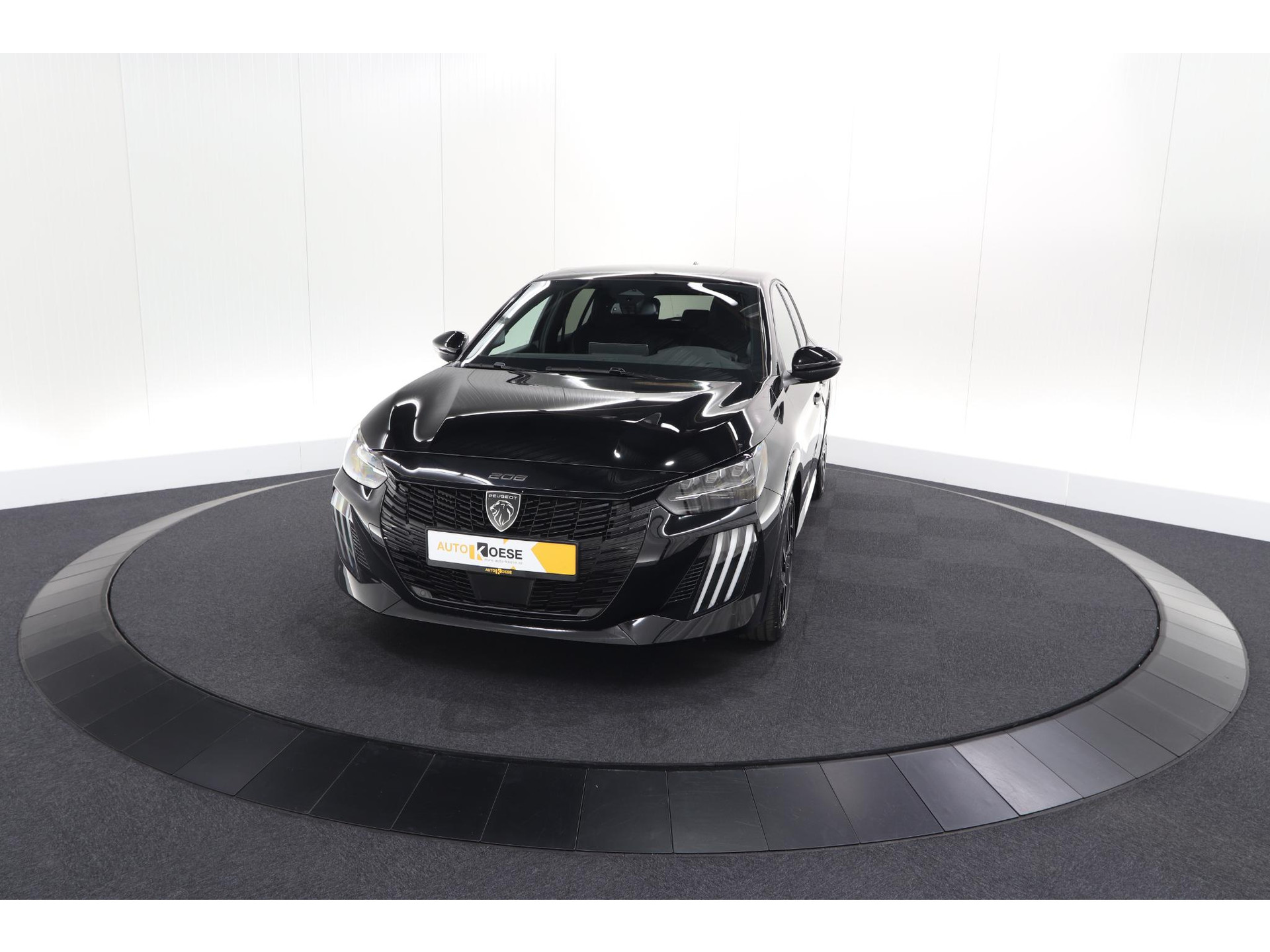 Peugeot 208 1.2 Hybrid 145 e-DCS6 GT | Alcantara Pakket | Camera | Apple Carplay | Stoelverwarming