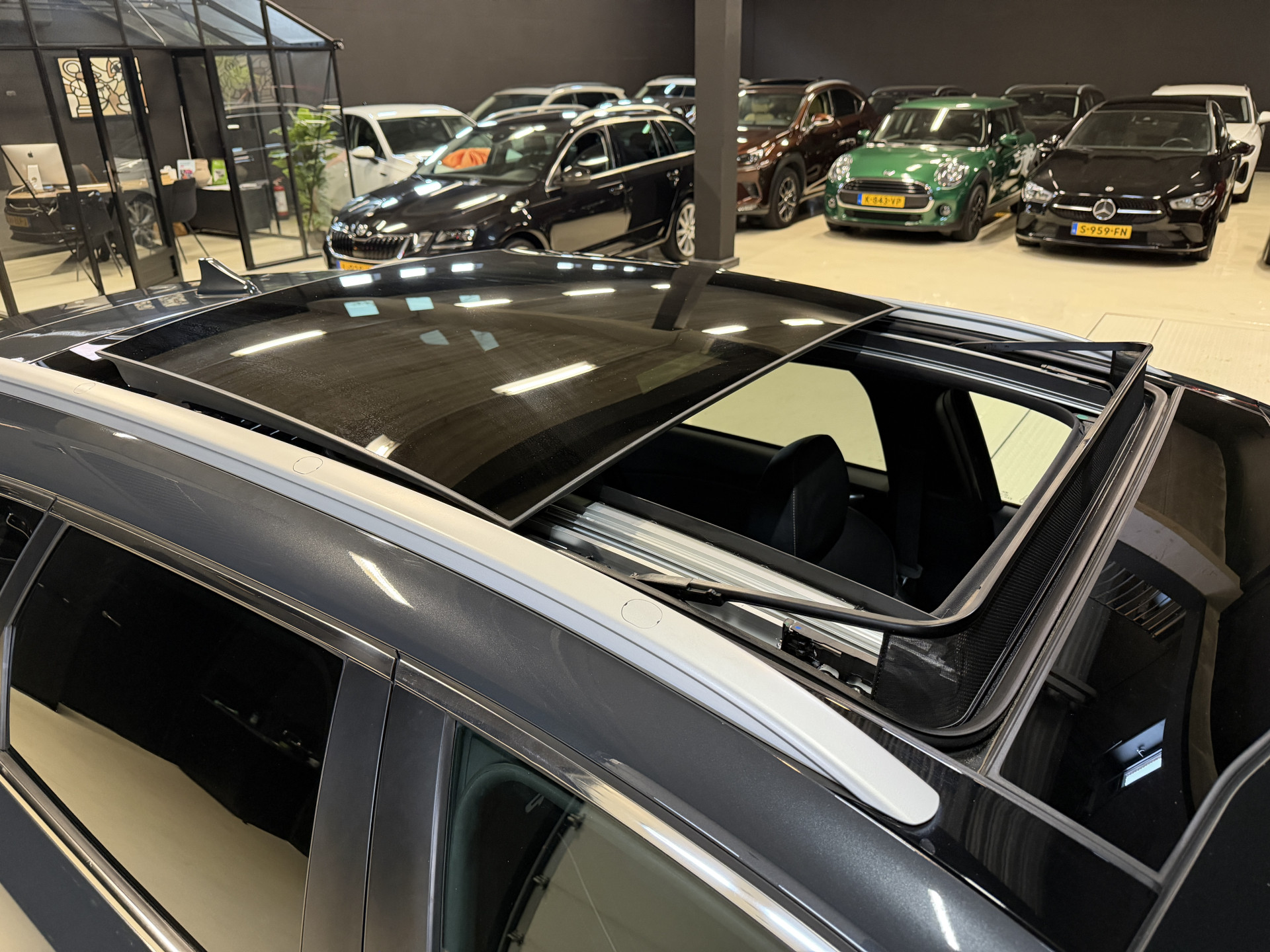 Kia Ceed Sportswagon 1.0 T-GDi GT-Line | Panoramadak | Dealer onderhouden | Camera | Afn. Trekhaak | Stoel/stuurverwarming | Carplay