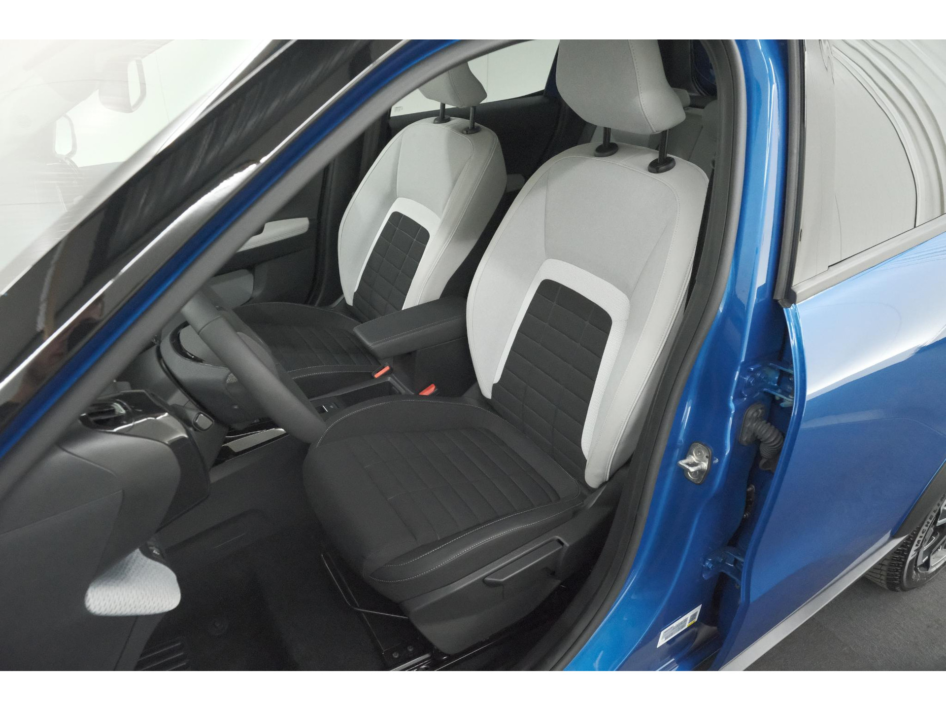 Citroën C3 Hybrid 110 ë-DCS6 MAX | Full Option | Camera | Pack Winter | Allseason Banden | Navigatie