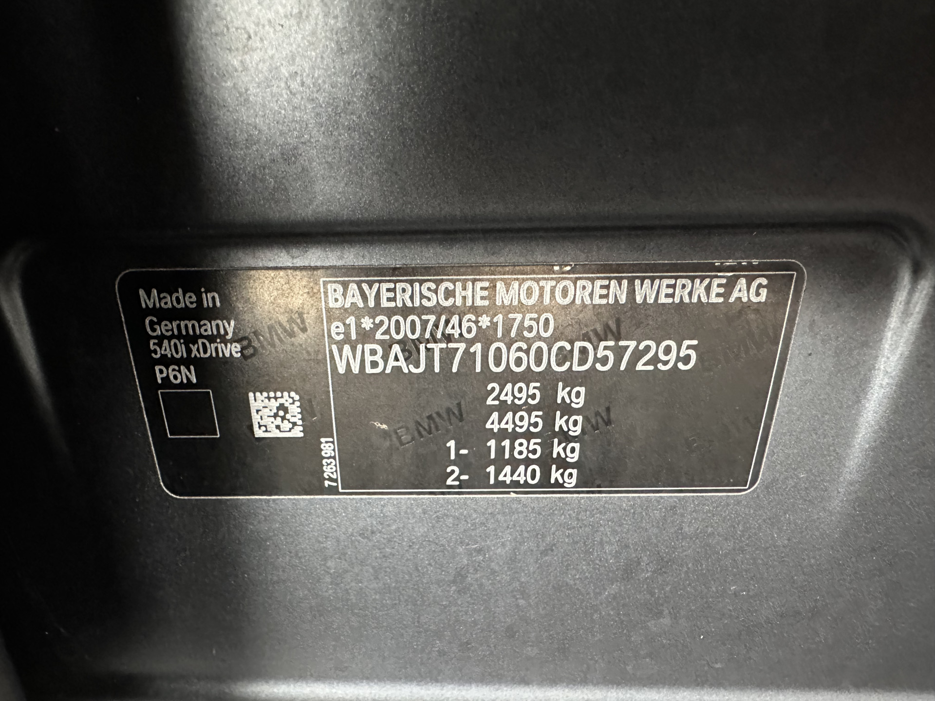 BMW 5-serie Touring 540i xDrive  M-Sportpack High Executive Aut. *PANO | LEATHER | FULL-LED | ADAPTIVE-CRUISE | DIGI-COCKPIT | MEMORY-PACK | BLINDSPOT | TOPVIEW | HARMAN/KARDON | KEYLESS | DIGI-COCKPIT | HEATED-COMFORTSEATS | AMBIENTLIGHT | HEAD-UP |