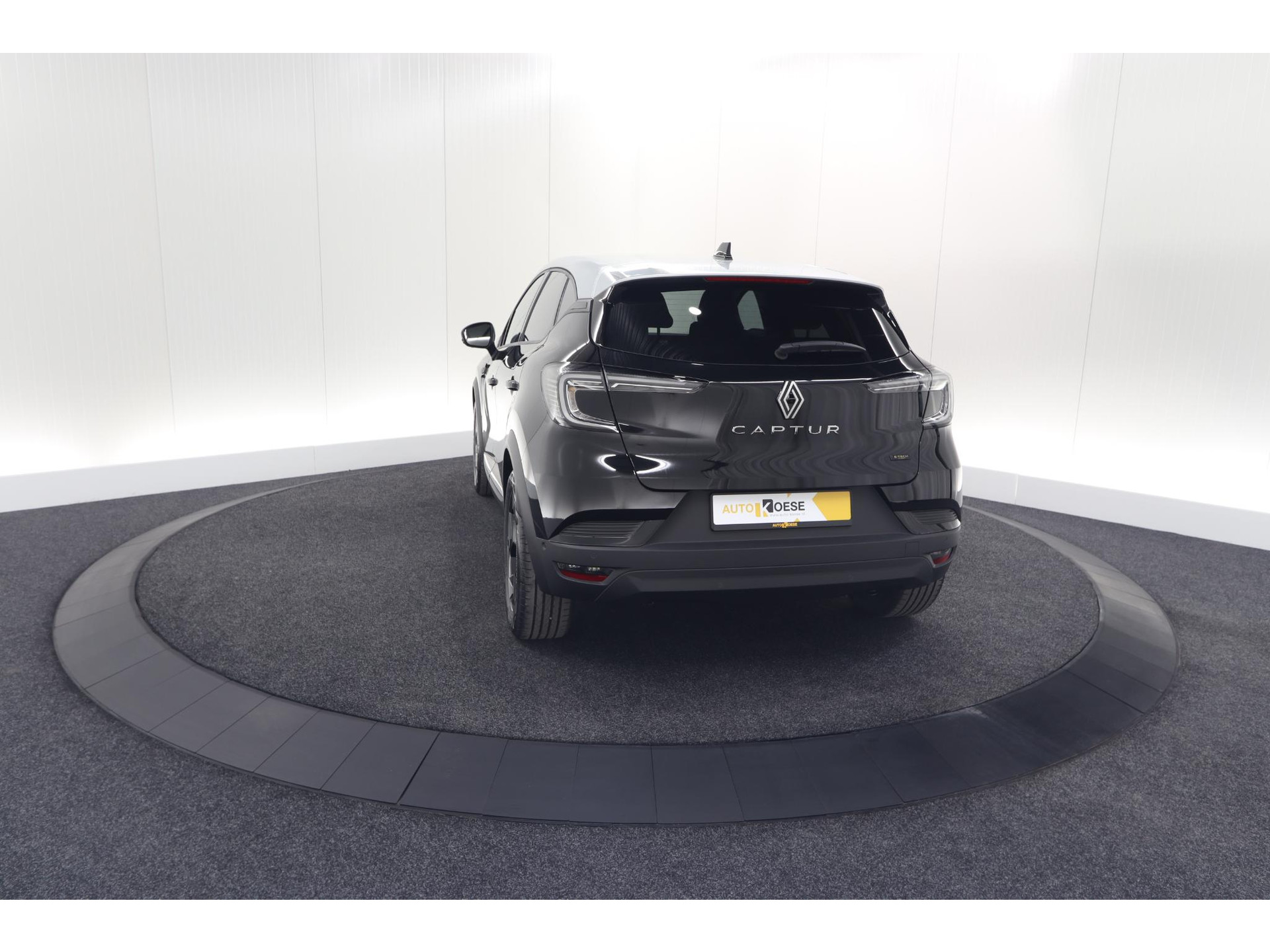 Renault Captur 1.6 E-Tech full hybrid 145 Techno | 360 Camera | Adaptieve Cruise Control | Apple Carplay | 18 Inch Lichtmetalen Velgen