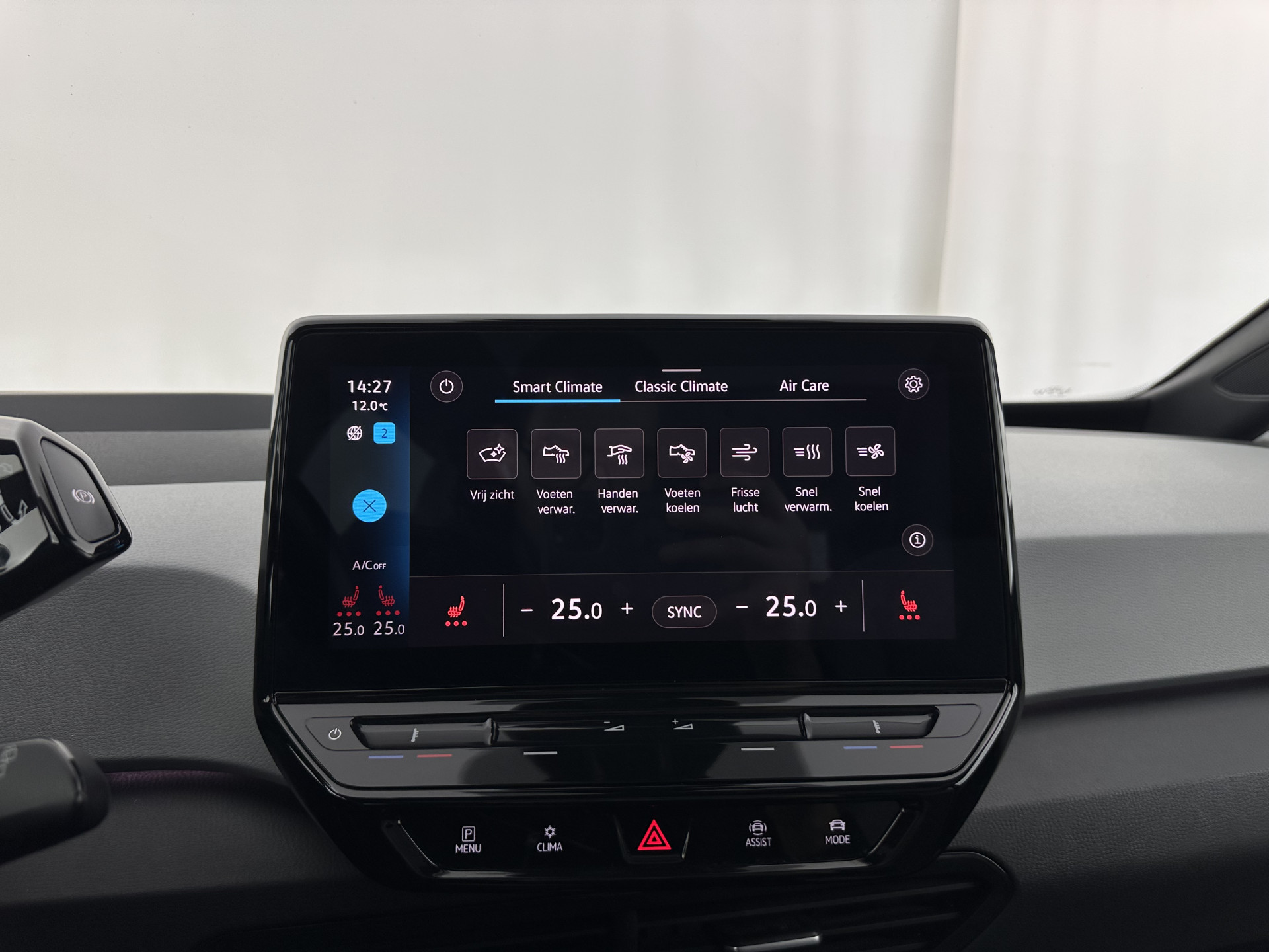Volkswagen ID.3 First Max 58 kWh [ 3-Fase-11kW ] {SOH-87%} (INCL-BTW) *HEATPUMP | PANO | HEAD-UP | ADAPTIVE-CRUISE | IQ-LIGHTS | BLINDSPOT | CAMERA | KEYLESS | MICROFIBRE | AMBIENTLIGHT | NAVI-FULLMAP | DAB+ | ECC | HEATED-SPORTSEATS | DIGI-COCKPIT |