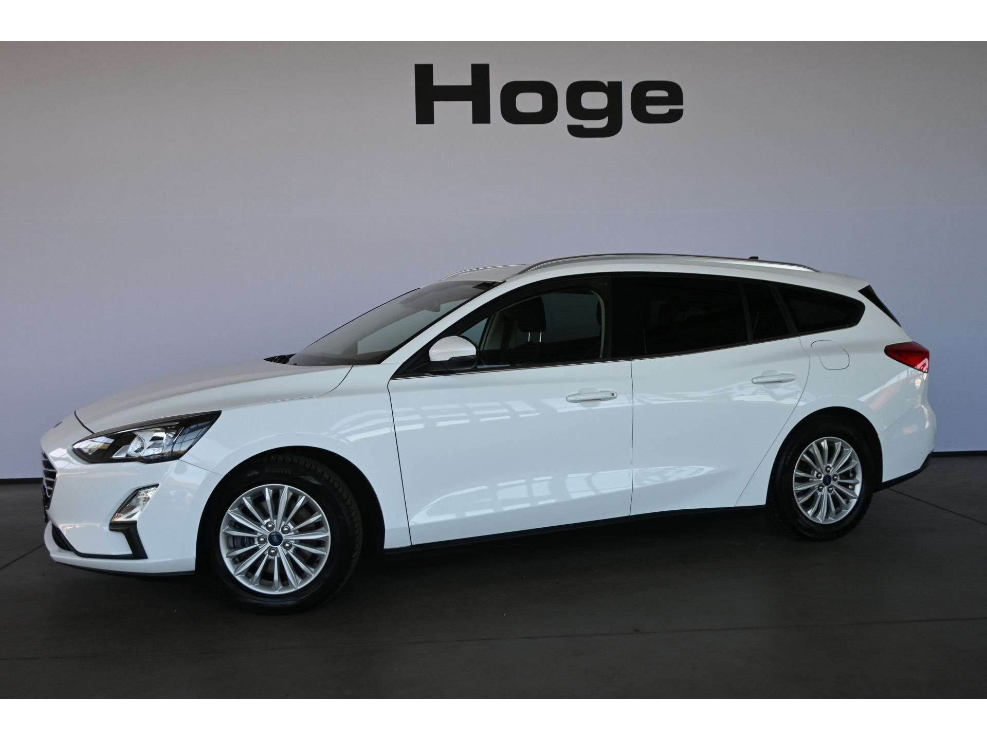 Ford Focus Wagon 1.0 EcoBoost Titanium X Business Clima Navigatie LED 1e Eigenaar Rijklaarprijs! Inruil Mogelijk!