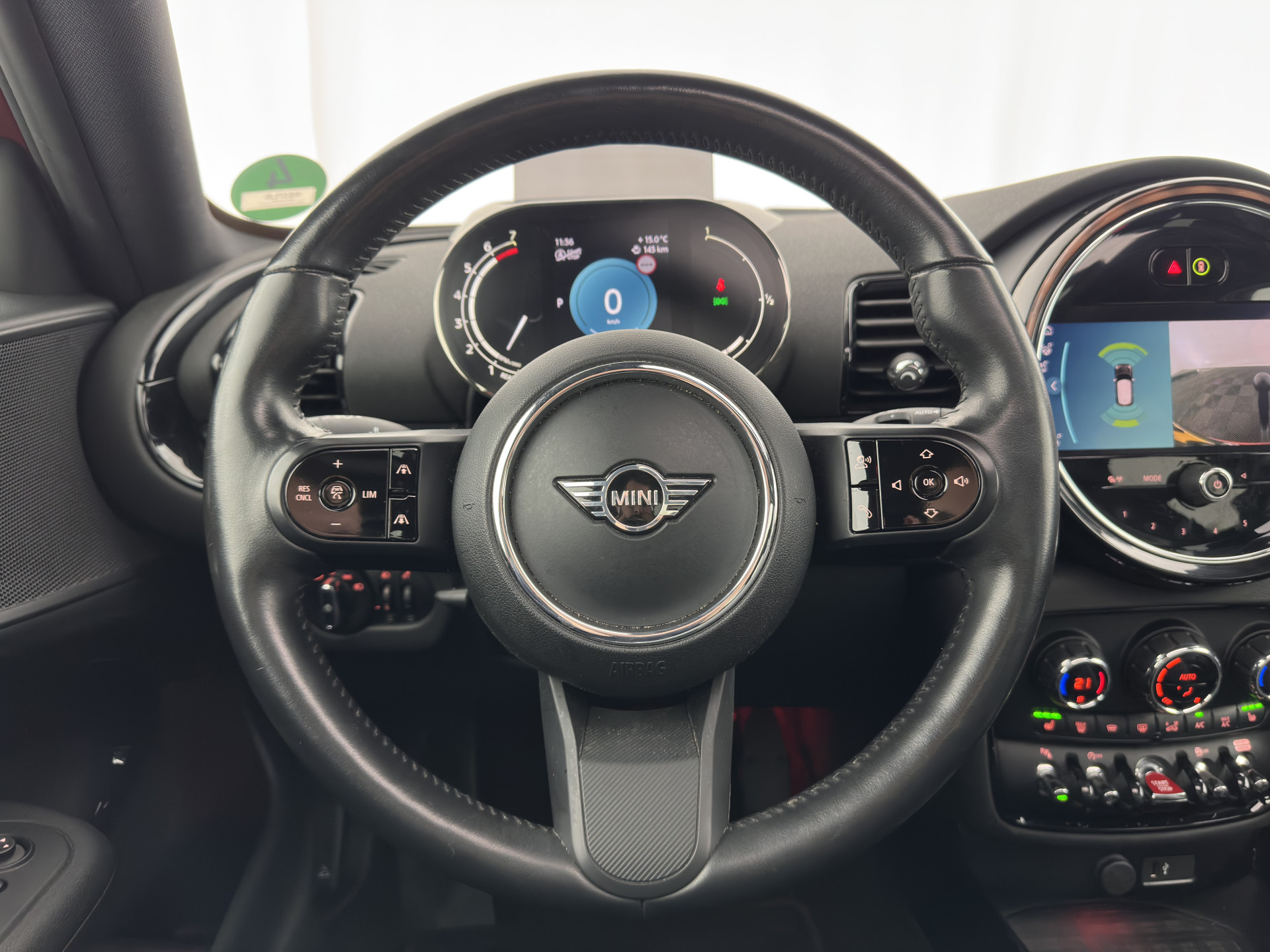 MINI Mini Clubman 2.0 Cooper S ALL4  Premier Plus JCW (INCL-BTW) Aut * PANO | LEATHER | FULL-LED | HEATED-SPORTSEATS | DIGI-COCKPIT | AMBIENT-LIGHT | PRIVACY-GLASS | HEAD-UP | PDC | CAMERA | DAB  | KEYLESS | TOWBAR | 18"ALU*