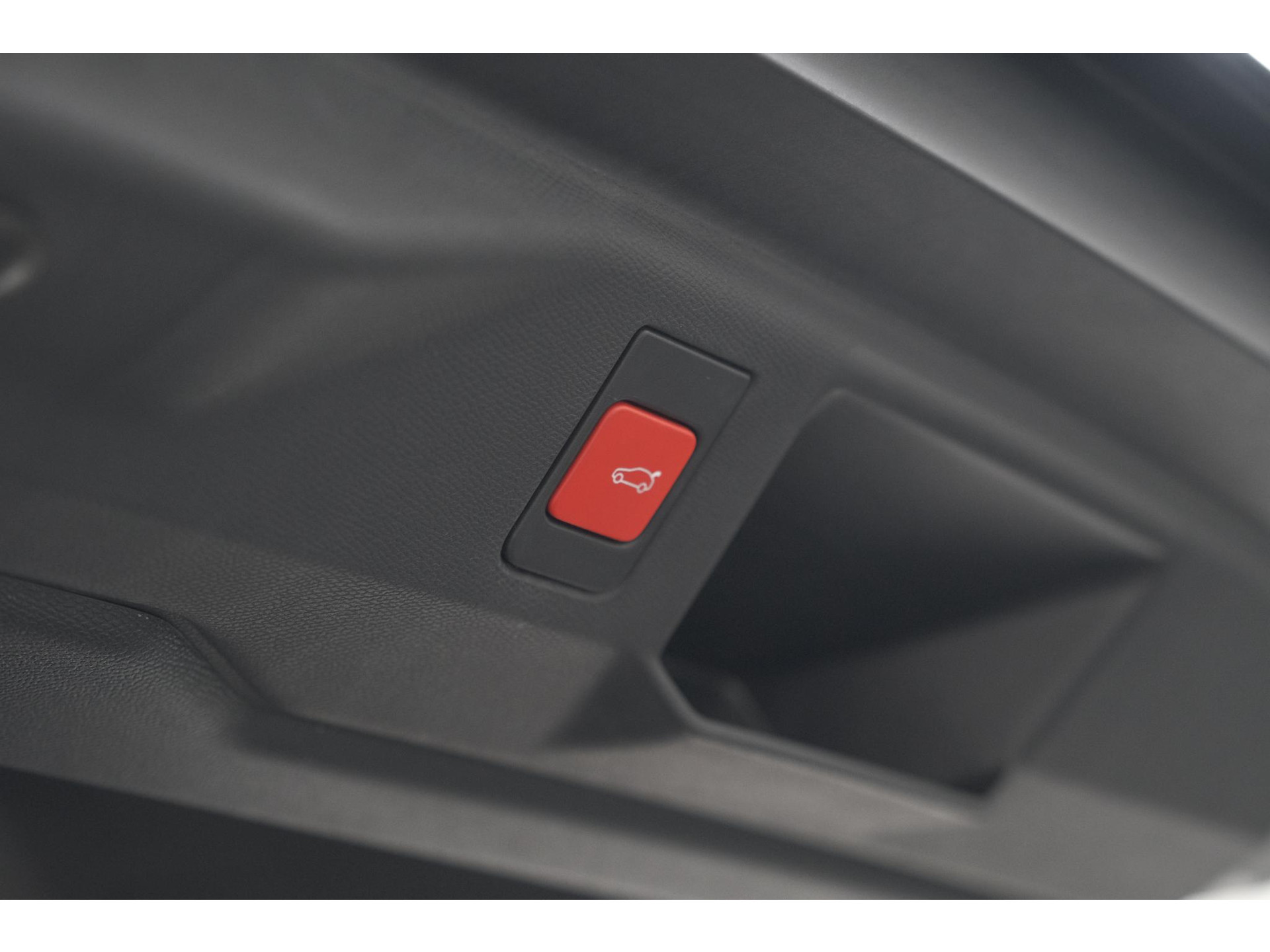 Peugeot 5008 HYbrid 145 e-DCS6 GT | Panoramadak | Camera | Elektrische Achterklep | Adaptieve Cruise Control