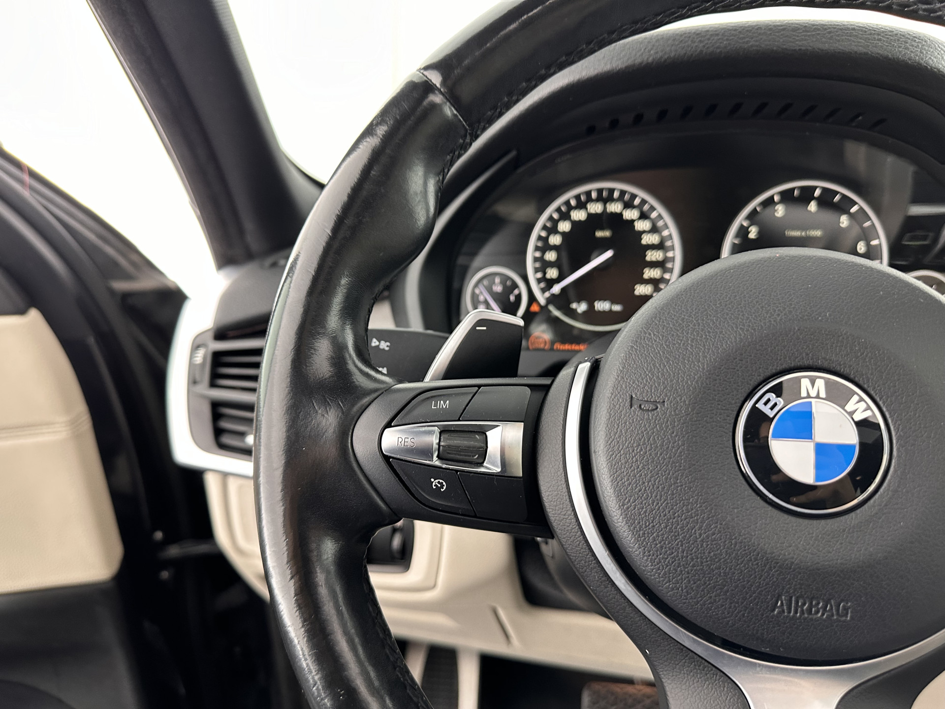 BMW X5 xDrive40e *MOTOR DEFECT* i-Performance High Exec. M-Sportpack Aut. *PANO | HEAD-UP | DAKOTA-FULL-LEATHER | FULL-LED | COMFORT-SEATS | MEMORY-PACK | HIFI-SOUND | CAMERA | KEYLESS | NAVI-FULLMAP | SHIFT-PADDLES | SPORT-SEATS | 20''ALU*