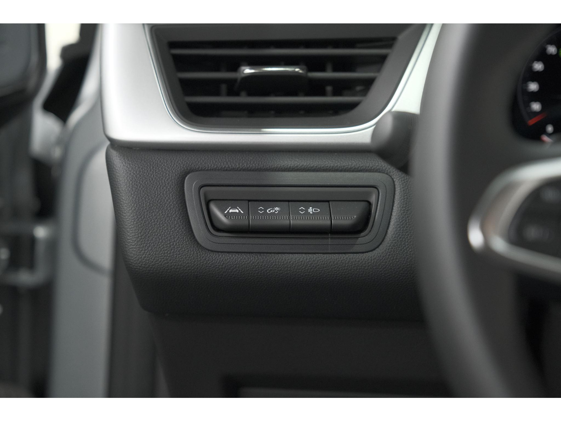 Renault Captur Mild Hybrid 140 EDC Techno | Camera | 9.3 Inch Scherm | Apple Carplay | Parkeersensoren | Allseason Banden | Stoelverwarming