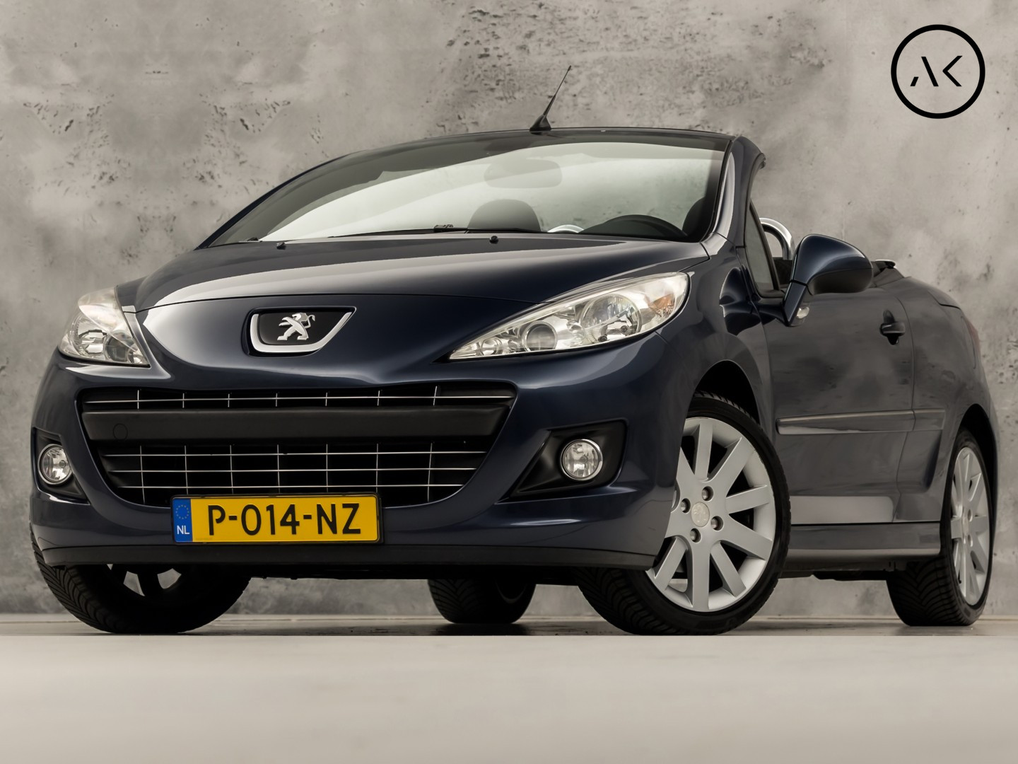 Peugeot 207 CC 1.6 VTi Sport (CLIMATE, TREKHAAK, CRUISE, SPORTSTOELEN, ELEKTRISCHE KAP, PARKEERSENSOREN, ELEK PAKKET, NIEUWSTAAT)