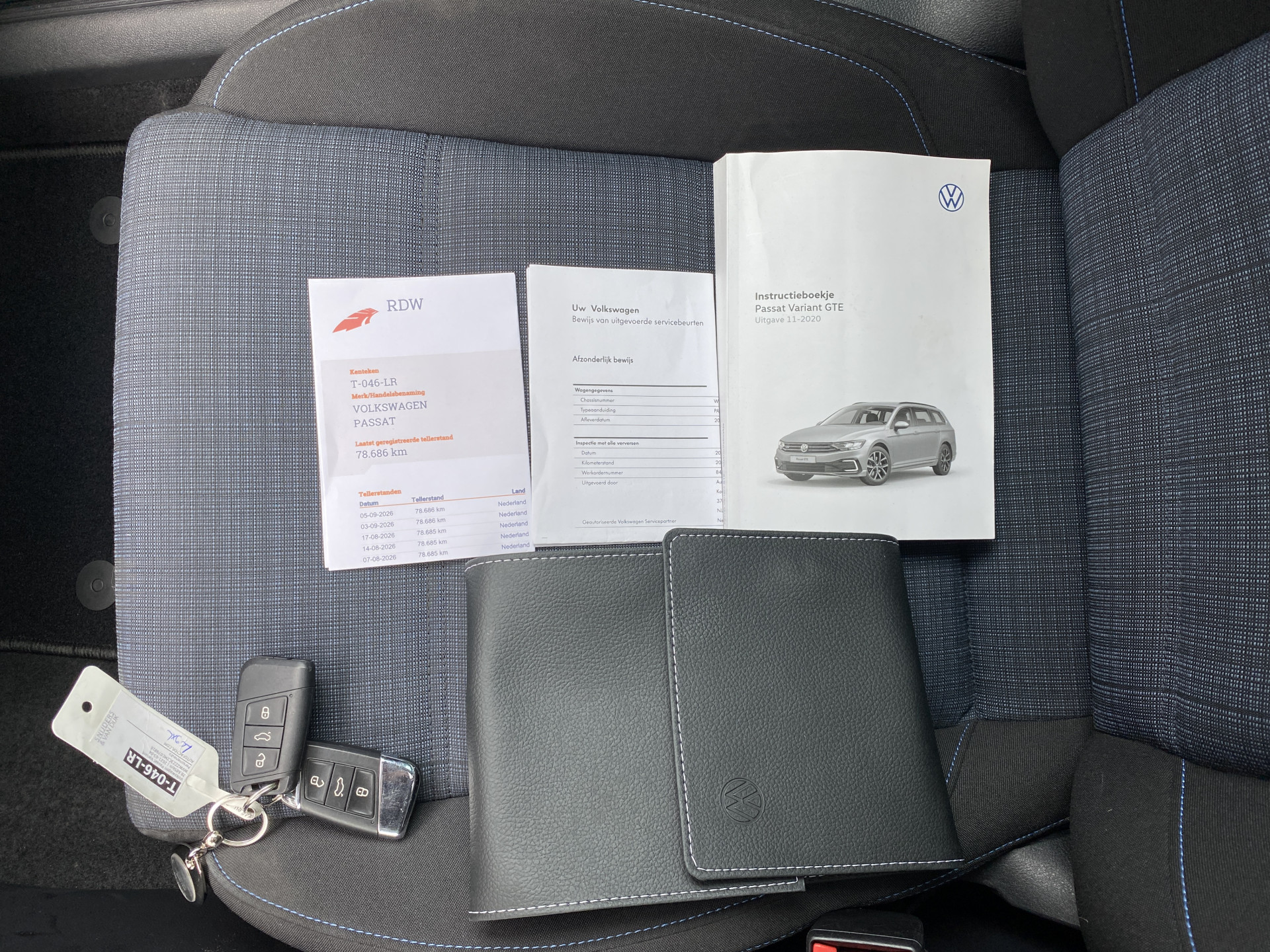Volkswagen Passat Variant 1.4 TSI PHEV GTE Business | 1e eigenaar | navigatie | trekhaak | panoramadak | virtual cockpit | camera | BTW