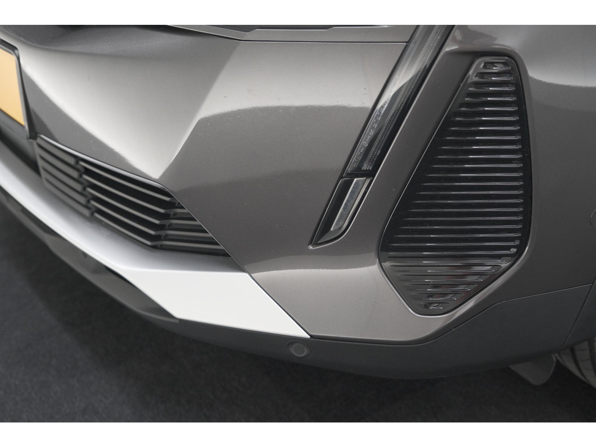 Peugeot 3008 PureTech 130 EAT8 GT | Camera | Dodehoekdetectie | Adaptieve Cruise Control