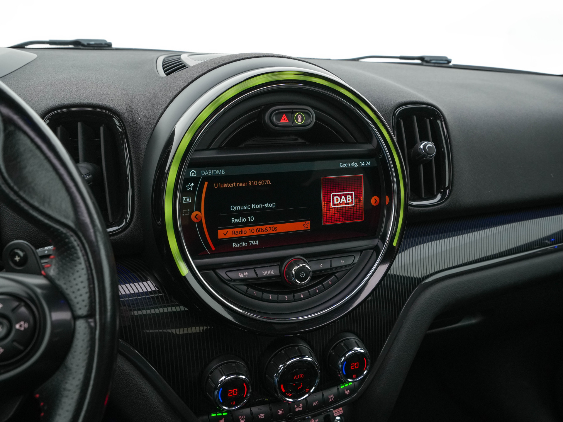 MINI Mini Countryman 2.0 Cooper SD John Cooper Works Chili Aut. *PANO | HEAD-UP | ADAPTIVE-CRUISE | FULL-LED | LEATHER-ALCANTARA  | HARMAN/KARDON | KEYLESS | CAMERA | DAB+ | AMBIENT-LIGHT | NAVI-FULLMAP | TOWBAR | HEATED-SPORTSEATS | SHIFT-PADDLES |.