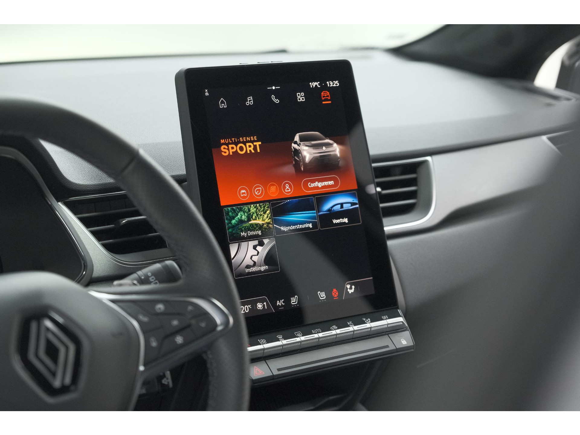 Renault Captur Mild Hybrid 160 EDC Techno | Pack Winter | Camera | Adaptieve Cruise Control | Apple Carplay