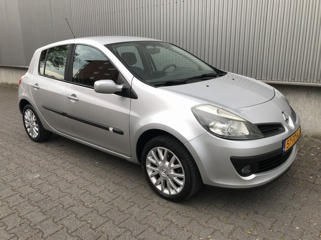 Renault Clio 1.4 16V - V E R K O C H T