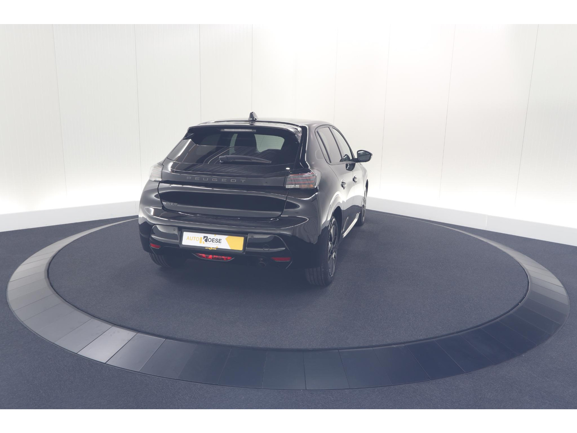 Peugeot 208 PureTech 100 Allure | Apple Carplay | Parkeersensoren | Climate Control