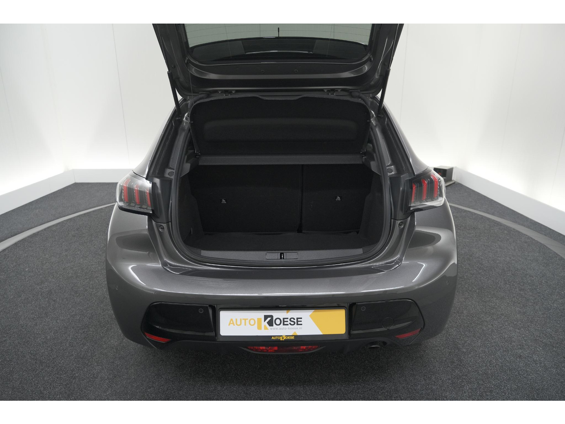 Peugeot 208 PureTech 100 Allure Pack | Camera | Apple Carplay | Stoelverwarming | Parkeersensoren