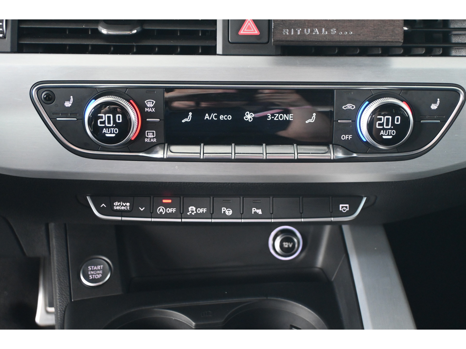 Audi A4 Avant 1.4 TFSI Sport S line edition Nap! Automaat Clima Navigatie Cruise LED Stoelverwarming Goed Onderhouden! Inruil Mogelijk!