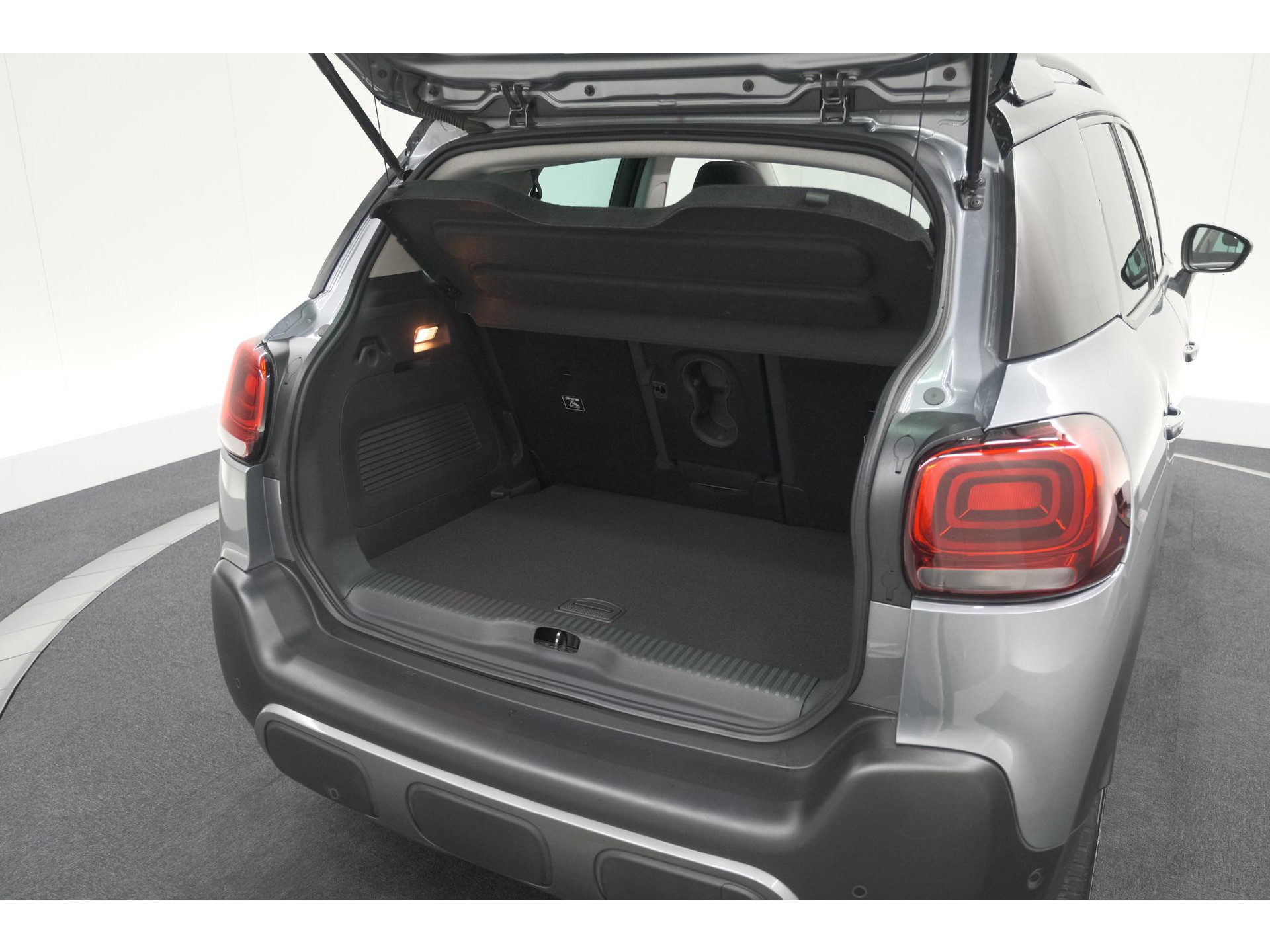 Citroen C3 Aircross PureTech 110 S&S Business | Schuif-/Kanteldak | Camera | HIFI Audiosysteem | Dodehoekdetectie