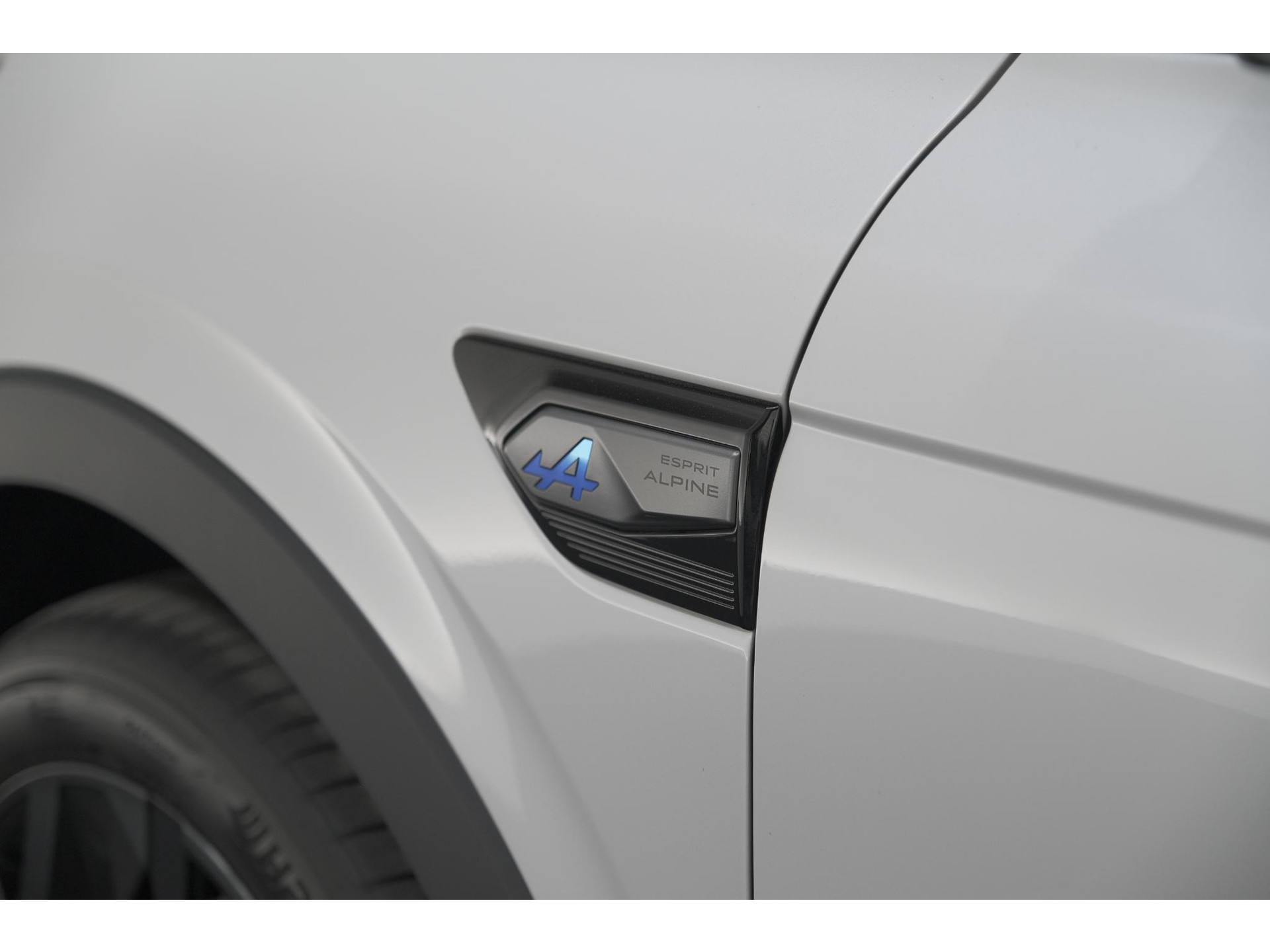 Renault Arkana 1.6 E-Tech hybrid 145 Esprit Alpine | 360 Camera | Adaptieve Cruise Control | Pack Winter | Dodehoekdetectie