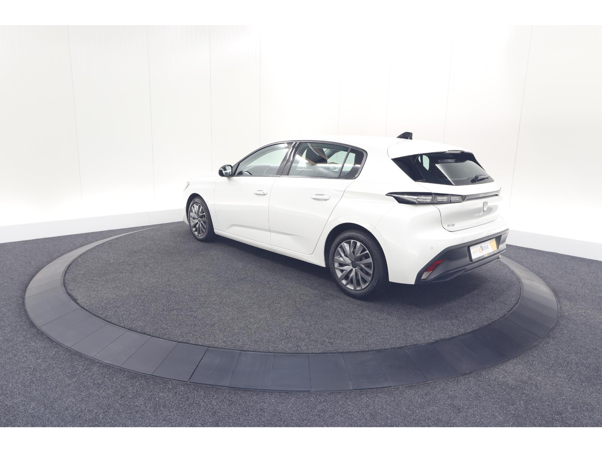 Peugeot 308 PureTech 110 Active Pack Business | Parkeersensoren | Apple Carplay | Navigatie | Cruise Control
