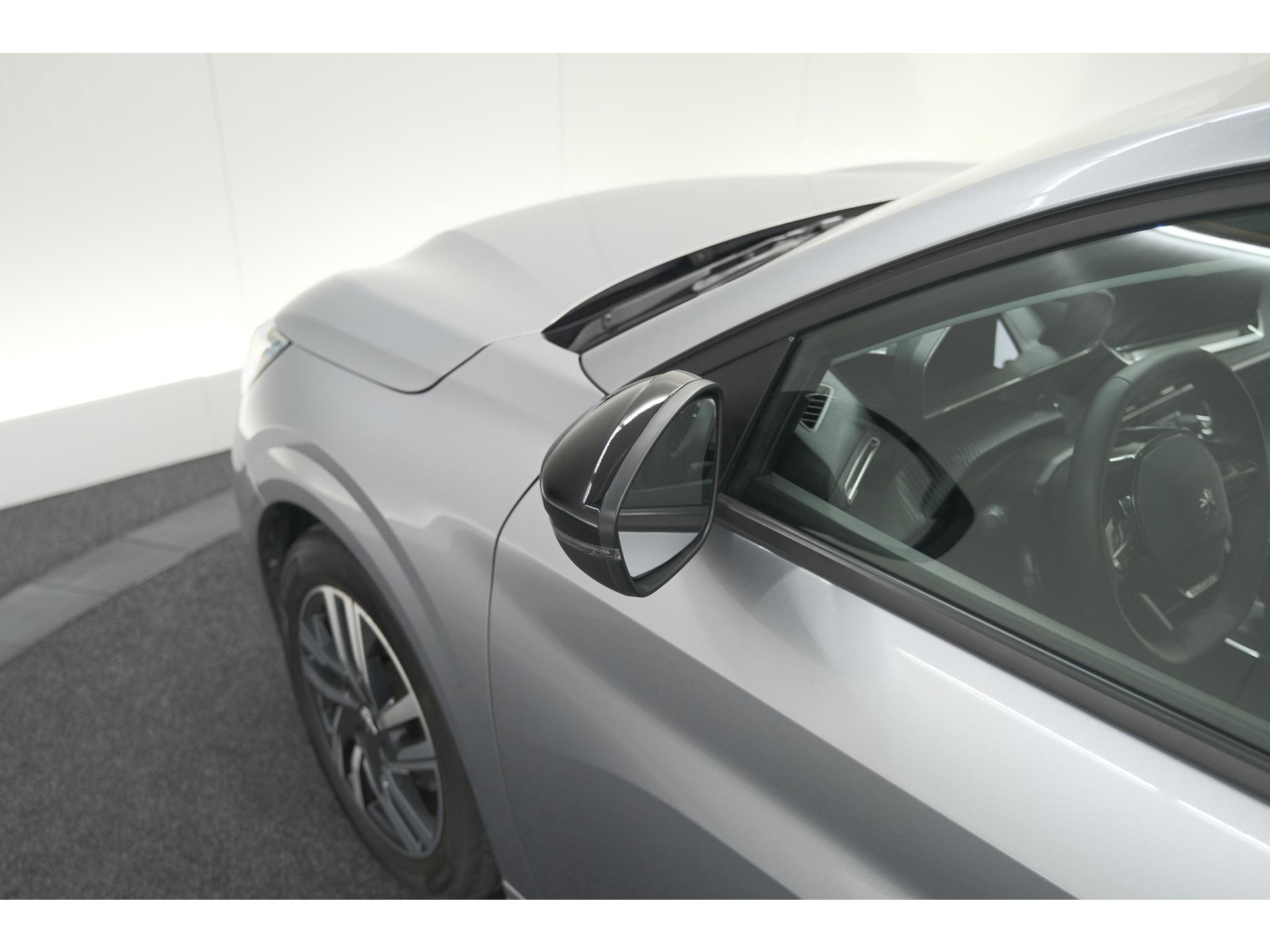 Peugeot 208 PureTech 100 Allure Pack | Camera | Apple Carplay | Parkeersensoren | Navigatie