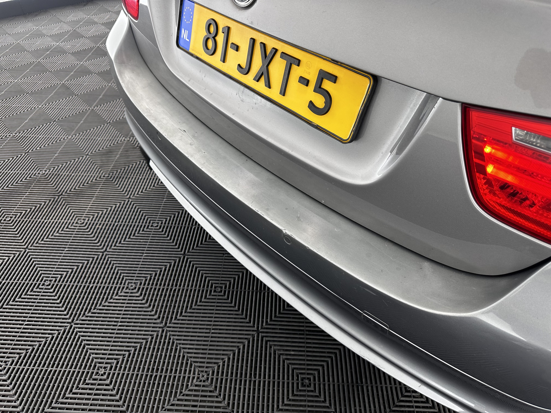 BMW 3-serie Touring 316i Business Line Sport-Pack ! LOOPT-OP-2-CILINDERS ! *NAVI-FULLMAP | ECC | PDC | CRUISE | COMFORT-SEATS | 17"ALU*