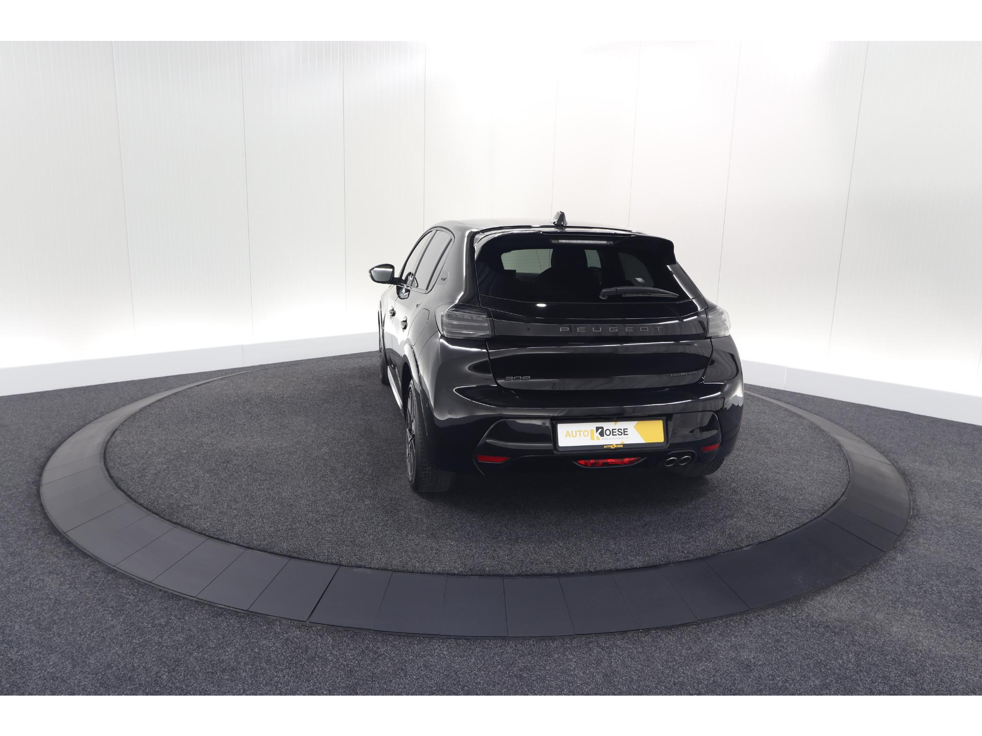 Peugeot 208 Hybrid 136 e-DCS6 GT | 360 Camera | Adaptieve Cruise Control | Dodehoekdetectie | Apple Carplay