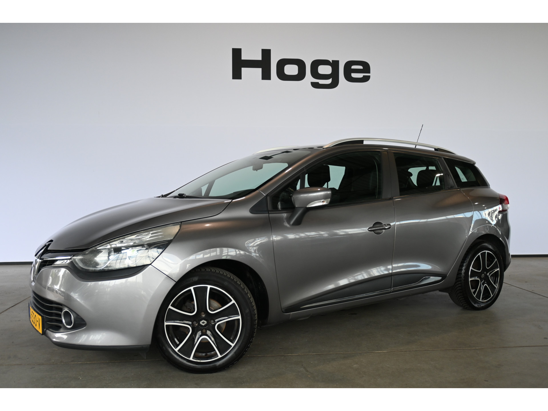 Renault Clio Estate 1.5 dCi ECO Dynamique Airco Navigatie Cruise control Lichtmetaal PDC Inruil Mogelijk!