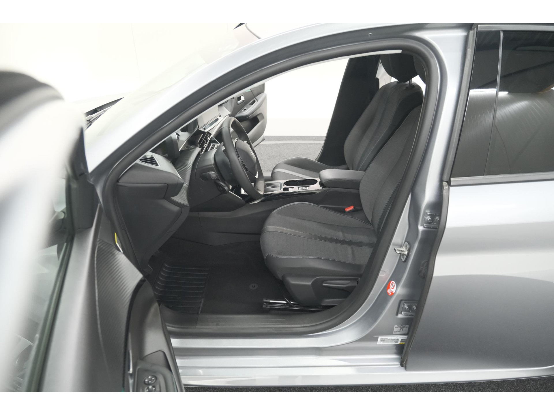 Peugeot 208 PureTech 100 Allure Pack | Camera | Apple Carplay | Parkeersensoren | Navigatie