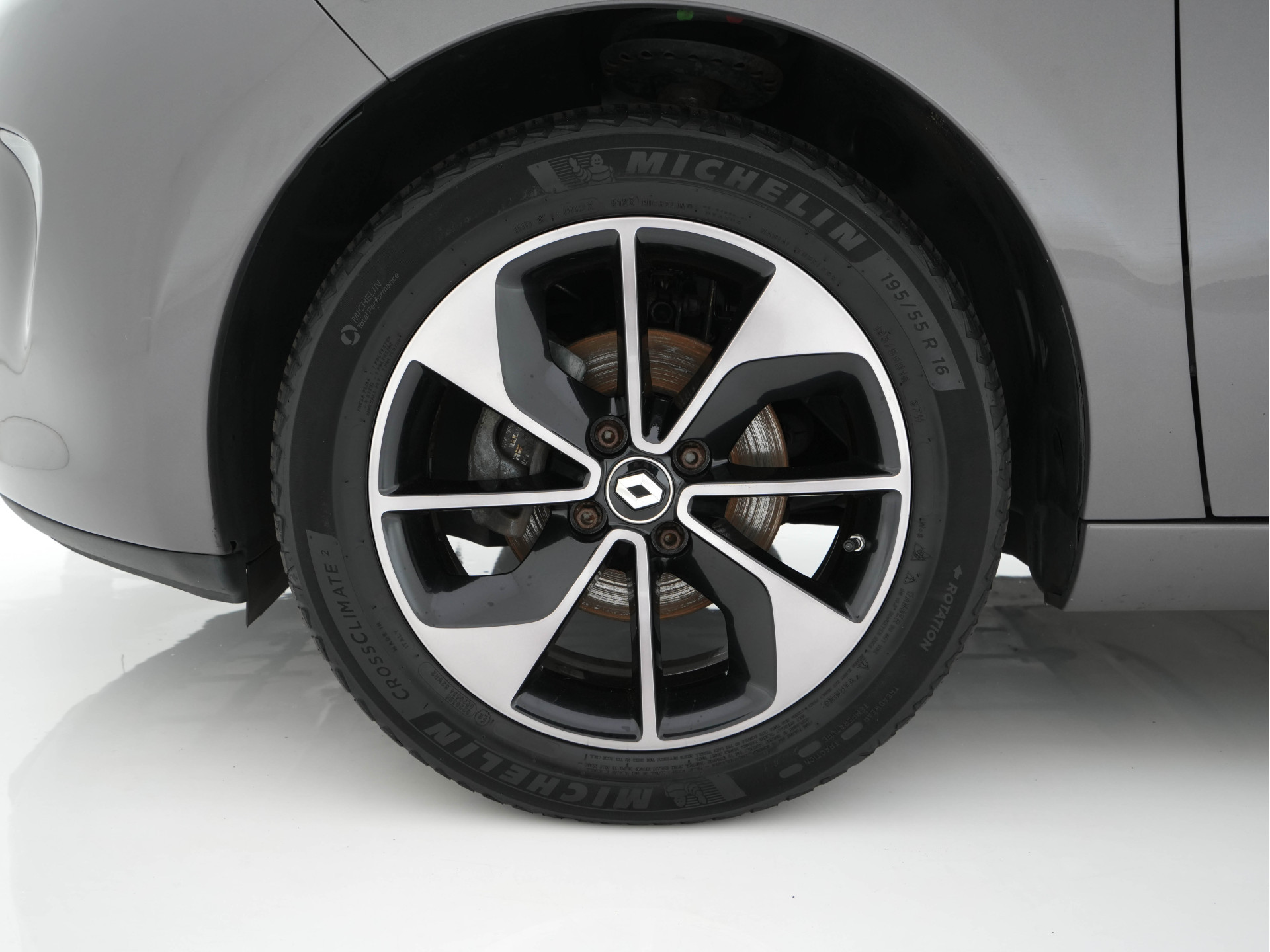 Renault ZOE R90 Bose 41 kWh (Inclusive-Battery) [ 3-Fase-22kW ] {SOH-85%} Aut.*LEATHER | BOSE-AUDIO | NAVI-FULLMAP | FULL-LED | DIGI-COCKPIT | CRUISE | ECC | PDC | PRIVACY-GLASS | HEATED-COMFORTSEATS | 16"ALU*