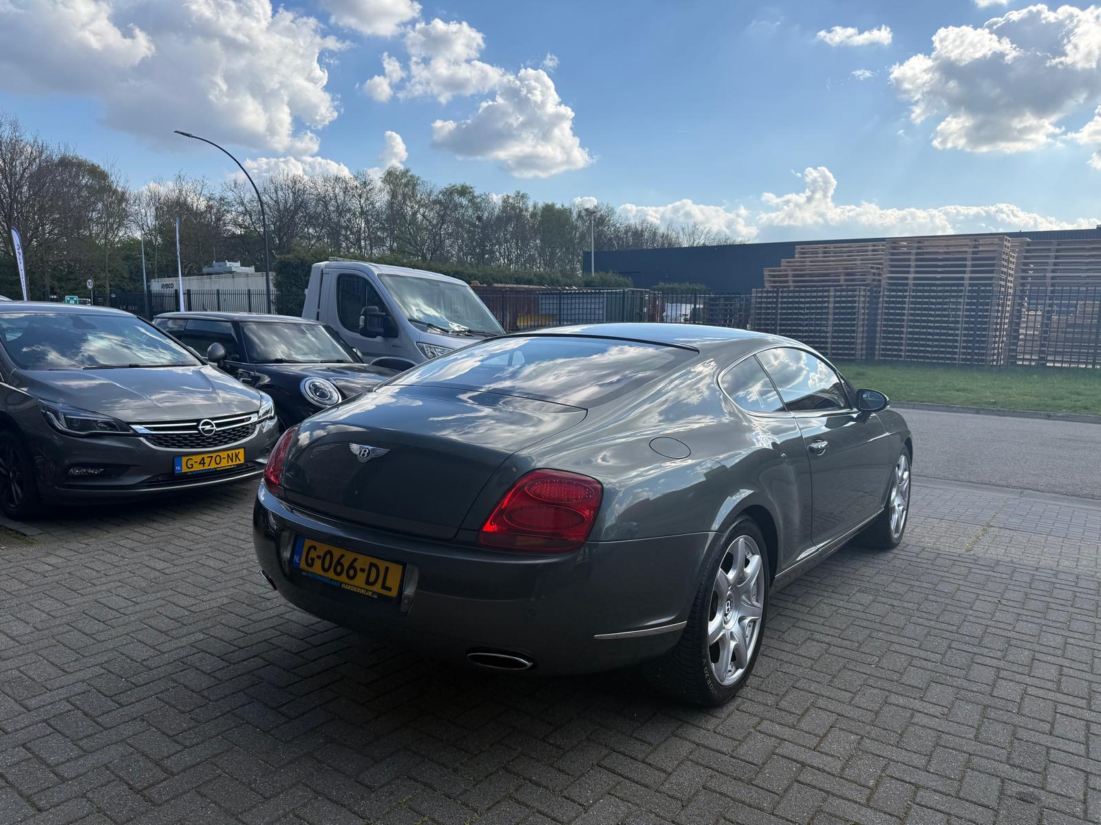 Bentley Continental GT 6.0 W12 | 2E EIGENAAR | 3/6/12MND GARANTIE | XENON | CRUISE | STOELVERWARMING | CLIMA | NAVI |