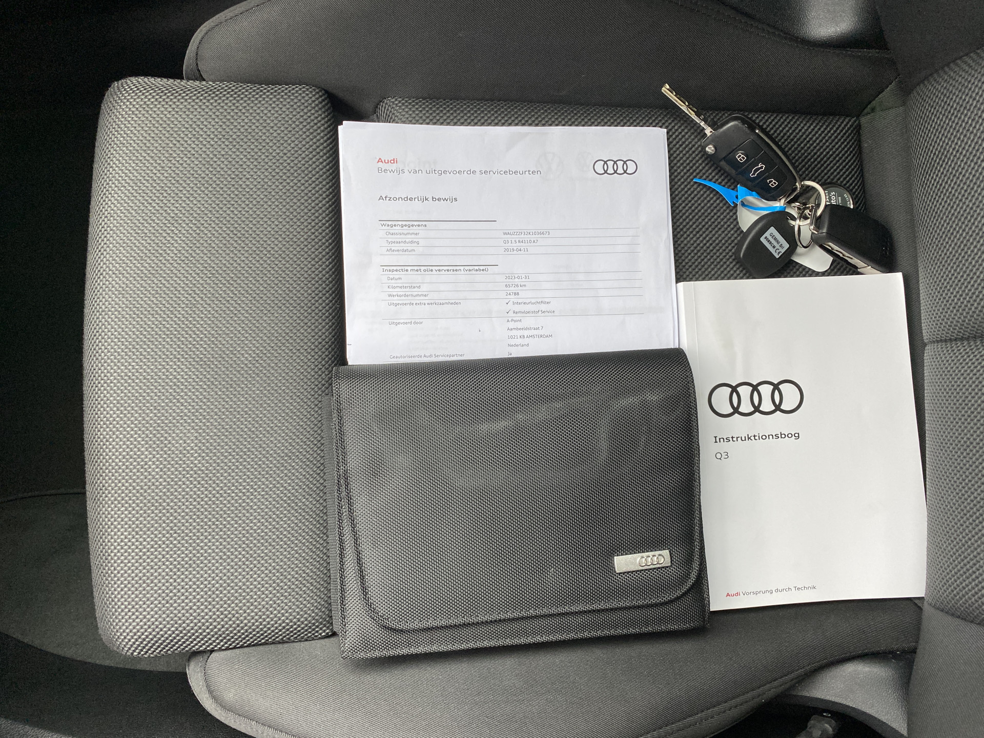 Audi Q3 35 TFSI 150 pk S Line AUT. | zwart optiek | 20'' lichtmetalen velgen | adaptieve cruise | sportstoelen | apple carplay | led kopl.