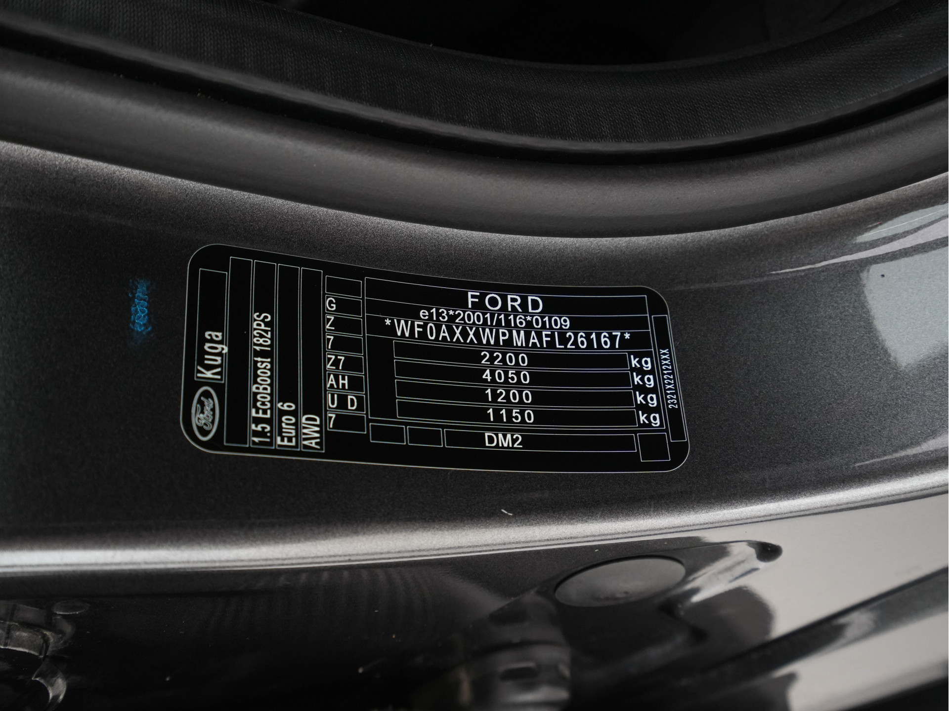 Ford Kuga 1.5 Titanium-Plus Styling-Pack AWD Aut.*LEATHER-FABRIC | XENON | SONY-AUDIO | BLIND-SPOT | KEYLESS | NAVI-FULLMAP | CAMERA | HEATED-SPORT-SEATS | ECC | LANE-ASSIST | PDC | CRUISE | TOWBAR | 19''ALU*