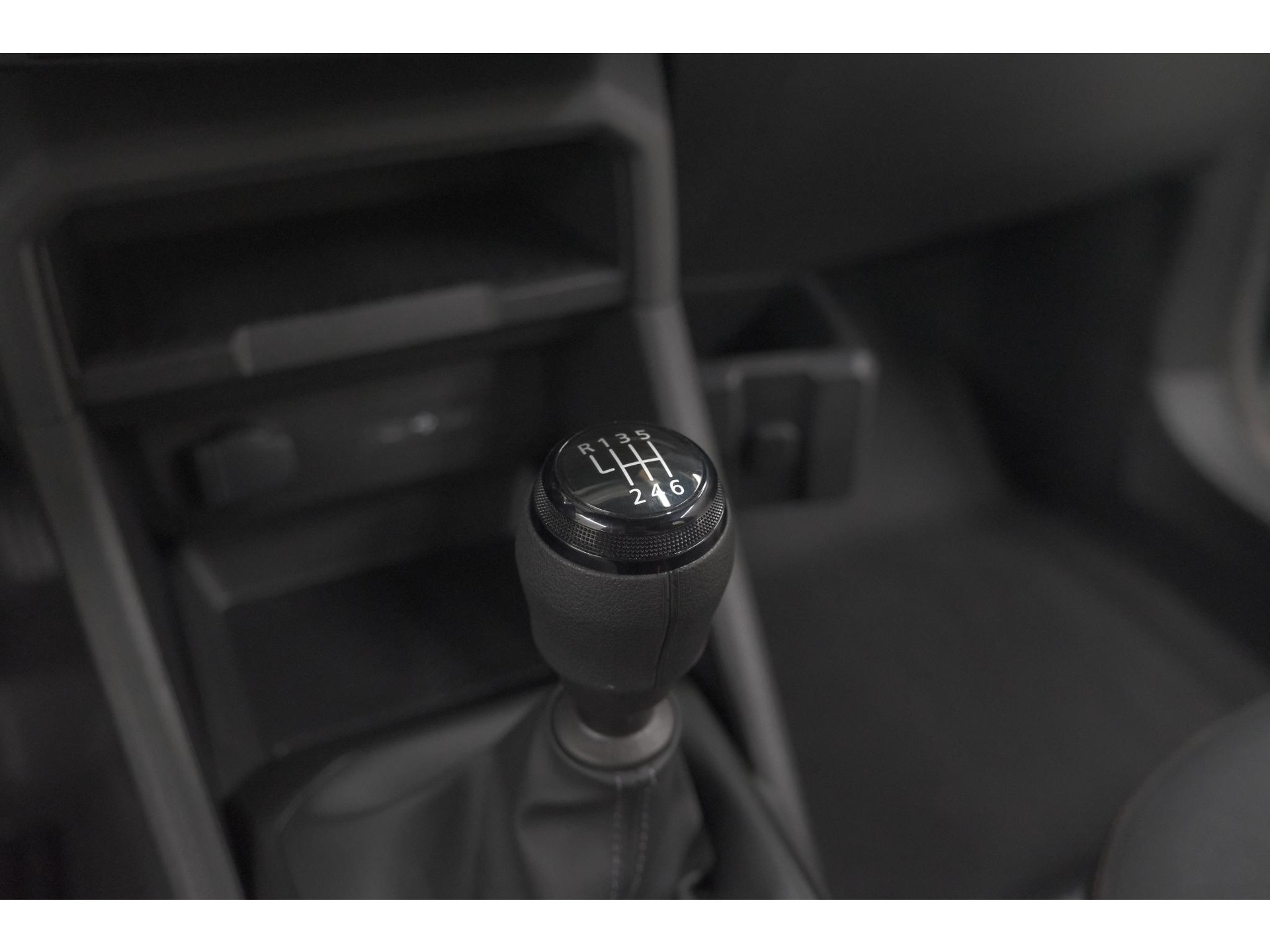 Dacia Duster Mild Hybrid 130 Extreme | Camera | Apple Carplay | Parkeersensoren | Stuurwielverwarming