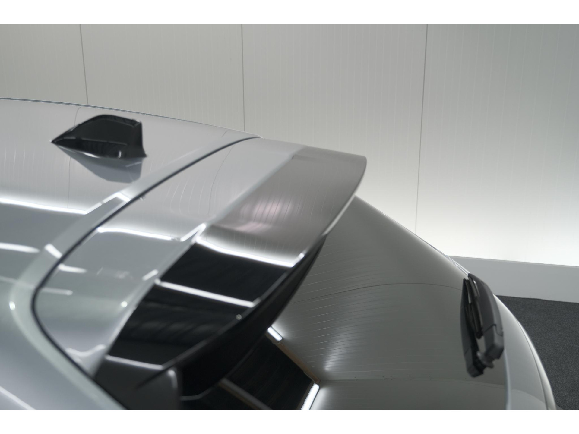 Peugeot 208 PureTech 100 Allure Pack | NIEUW MODEL | Apple CarPlay | Parkeersensoren | Climate Control