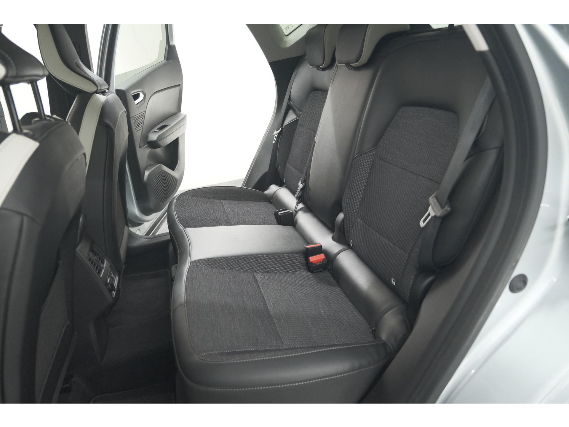 Renault Captur TCe 100 Intens | Camera | Navigatie | Parkeersensoren