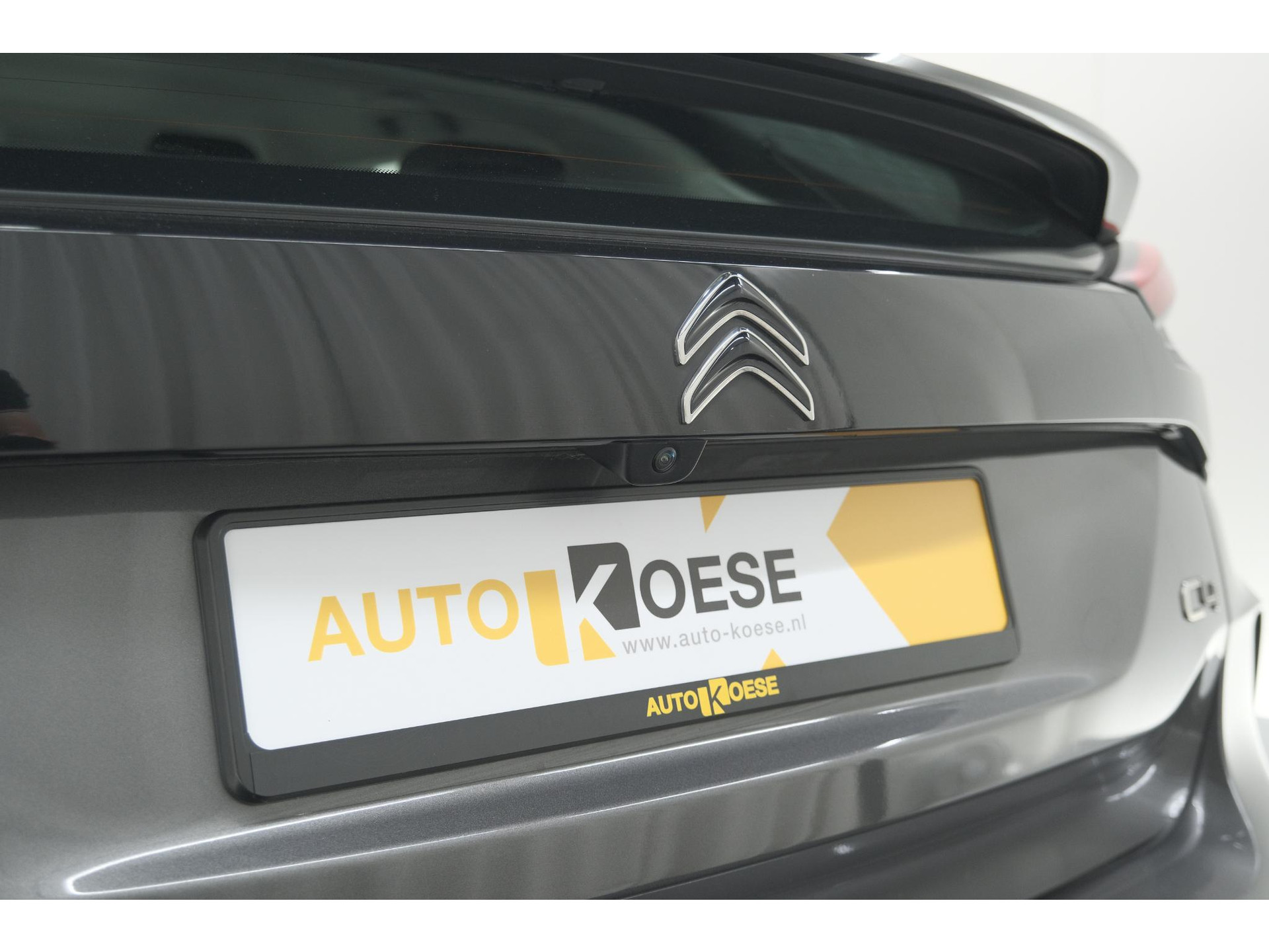 Citroen C4 Puretech 130 Feel Pack | Head-Up Display | Camera | Navigatie | Keyless Entry