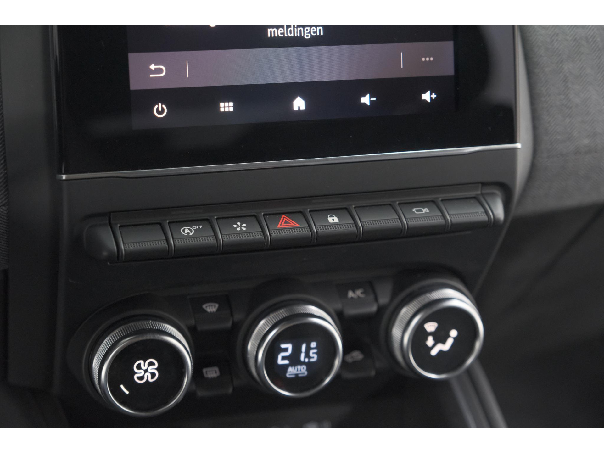 Renault Clio TCe 90 Techno | 360 Camera | Adaptieve Cruise Control | 9.3 Inch Groot Scherm