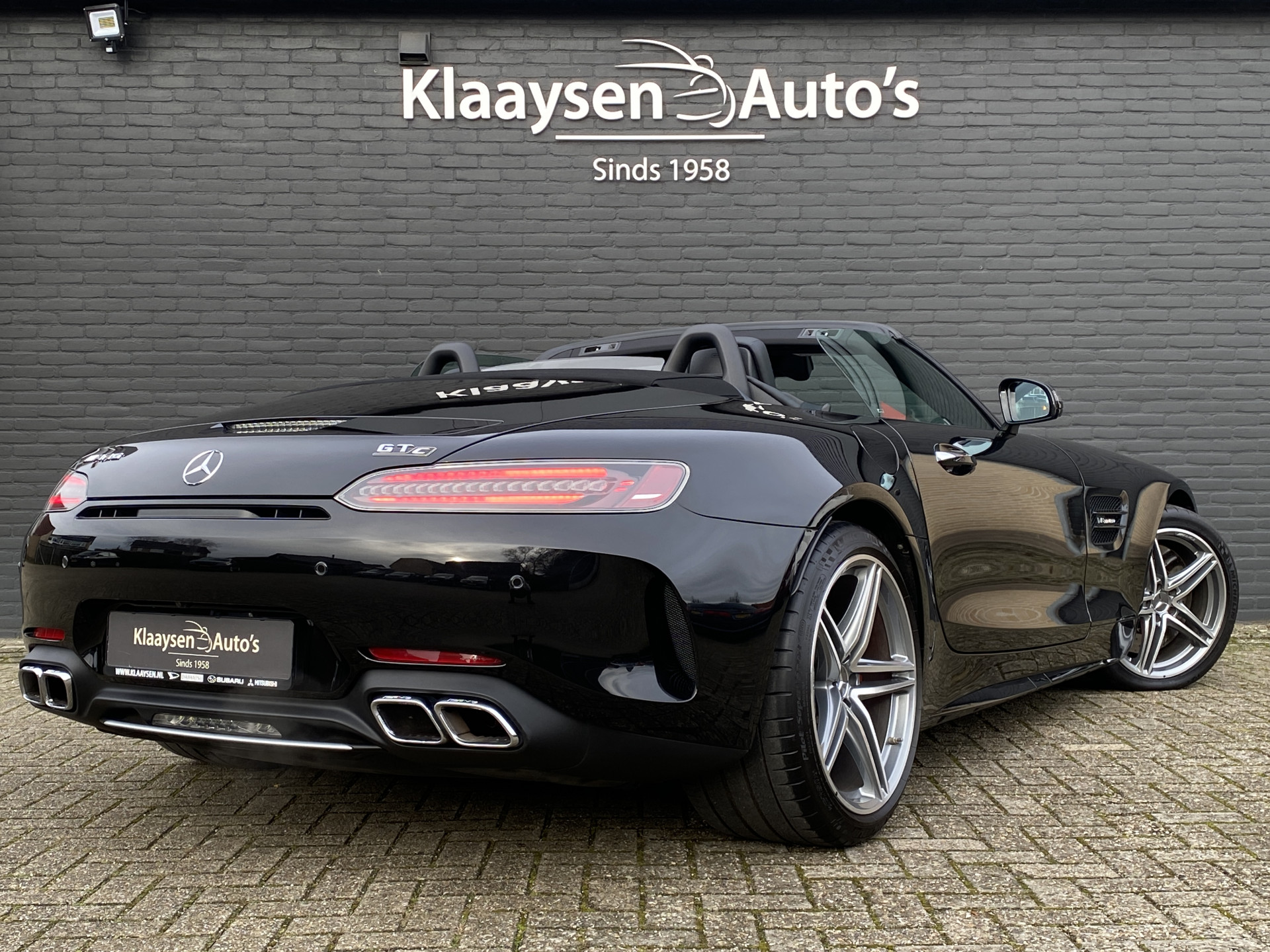 Mercedes-Benz AMG GT C Roadster 4.0 Premium V8 577 pk AUT. | dealer onderhouden | achteras besturing | memory stoel | adaptieve cruise | 360 camera