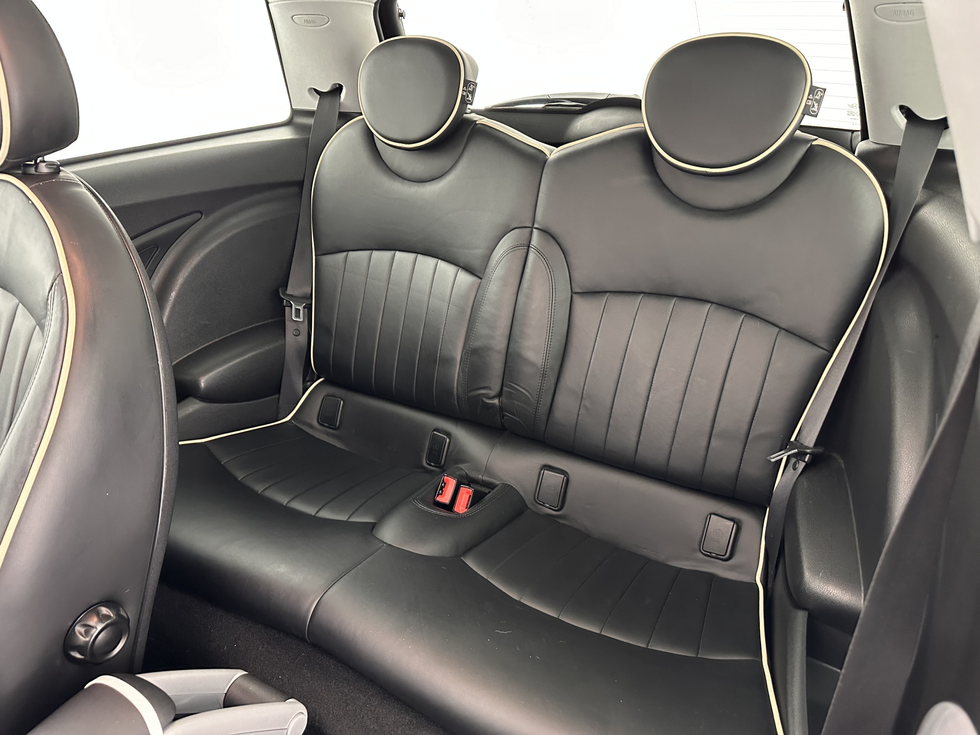 MINI Mini 1.6 Cooper S Chili-Pack ! STORING OLIEDRUK-OILPRESSURE FAULT ! Aut. *PANO | FULL-LEATHER | BI-XENON | SPORT-SEATS | NAVI-FULLMAP | ECC | HEATED-SEATS | SHIFT-PADDLES | PDC | CRUISE | 17''ALU*