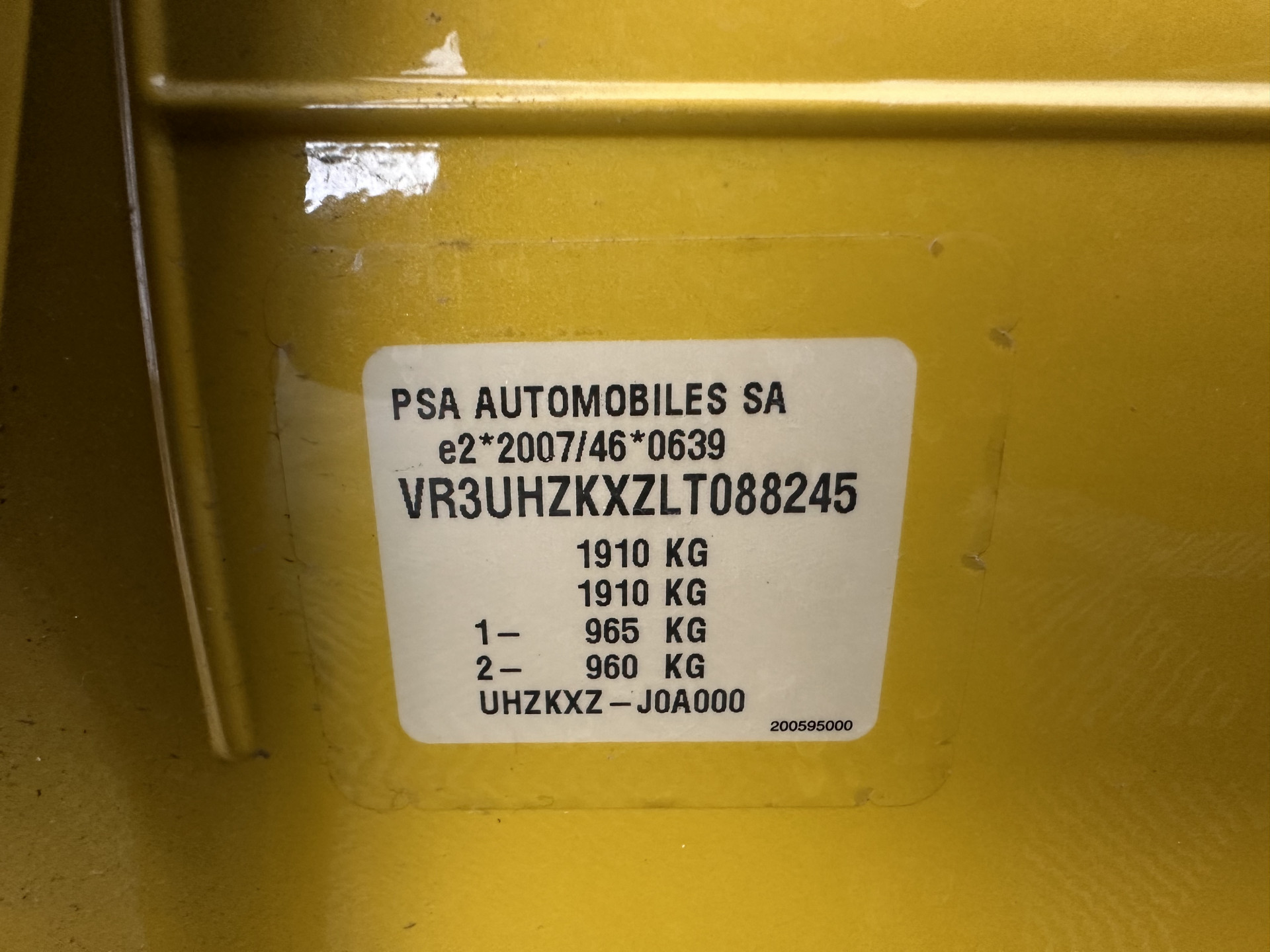 Peugeot e-208 EV GT 350 50 kWh [ 3-Fase ] {SOH-100%} (INCL-BTW) *PANO | FULL-LED | DIGI-COCKPIT | BLINDSPOT | CAMERA | LEATHER-ALCANTARA | AMBIENT-LIGHT | NAVI-FULLMAP | LANE-ASSIST | KEYLESS | DAB | CCS-FASTLOADER | HEATED-SPORTSEATS | 17"ALU*