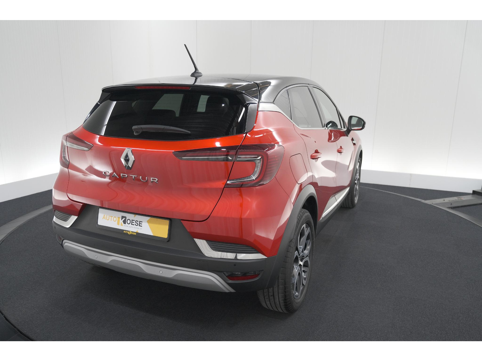 Renault Captur 1.0 TCe 90 Intens | Navigatie | Camera | Parkeersensoren | Apple Carplay