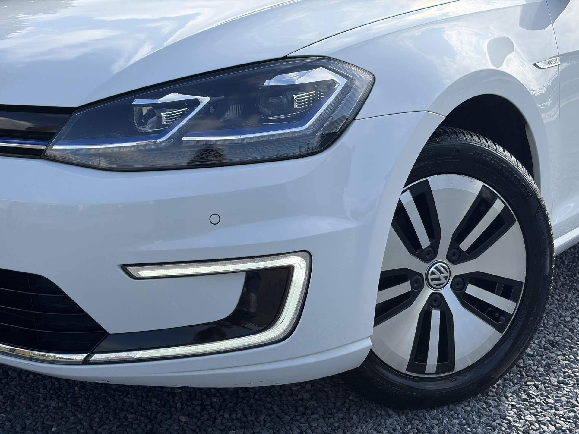 Volkswagen e-Golf ✓SOH 84,55%✓Carplay✓Navi✓LED✓Clima✓Cruise✓Pdc V+A✓Lm velgen✓N.A.P✓Apk tot 07-2027