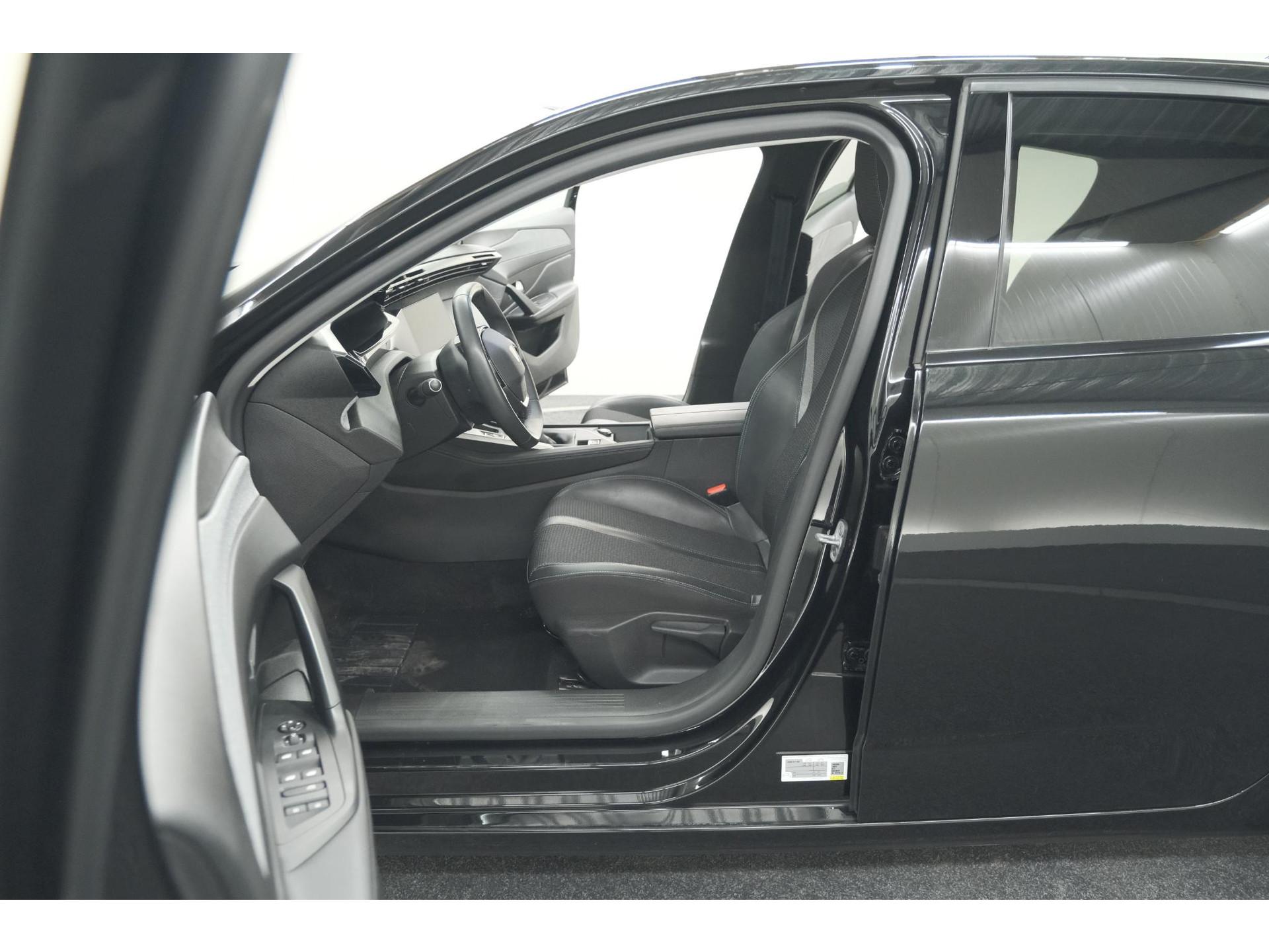 Peugeot 308 PureTech 130 Allure | Camera | Navigatie | Parkeersensoren | Apple CarPlay