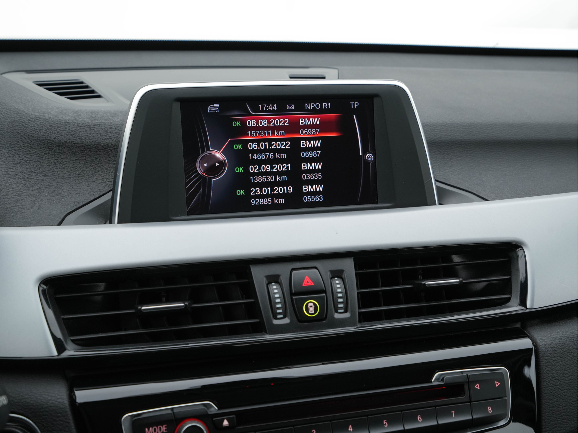 BMW X1 sDrive16d Centennial Executive *NAVI-FULLMAP | FULL-LED | ECC | PDC | CRUISE | COMFORT-SEATS | TOWBAR | 17''ALU *