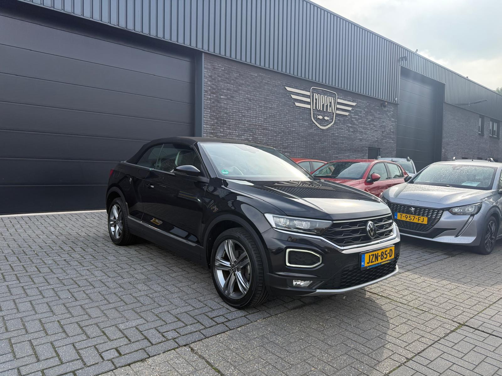 Volkswagen T-Roc Cabrio 1.5 TSI Style | 2E EIGENAAR | 3/6/12 MND GARANTIE | AUTOMAAT | DIGITAL DASH | ACC | LED | CARPLAY | DAB | STOEL/STUUR VERW. |
