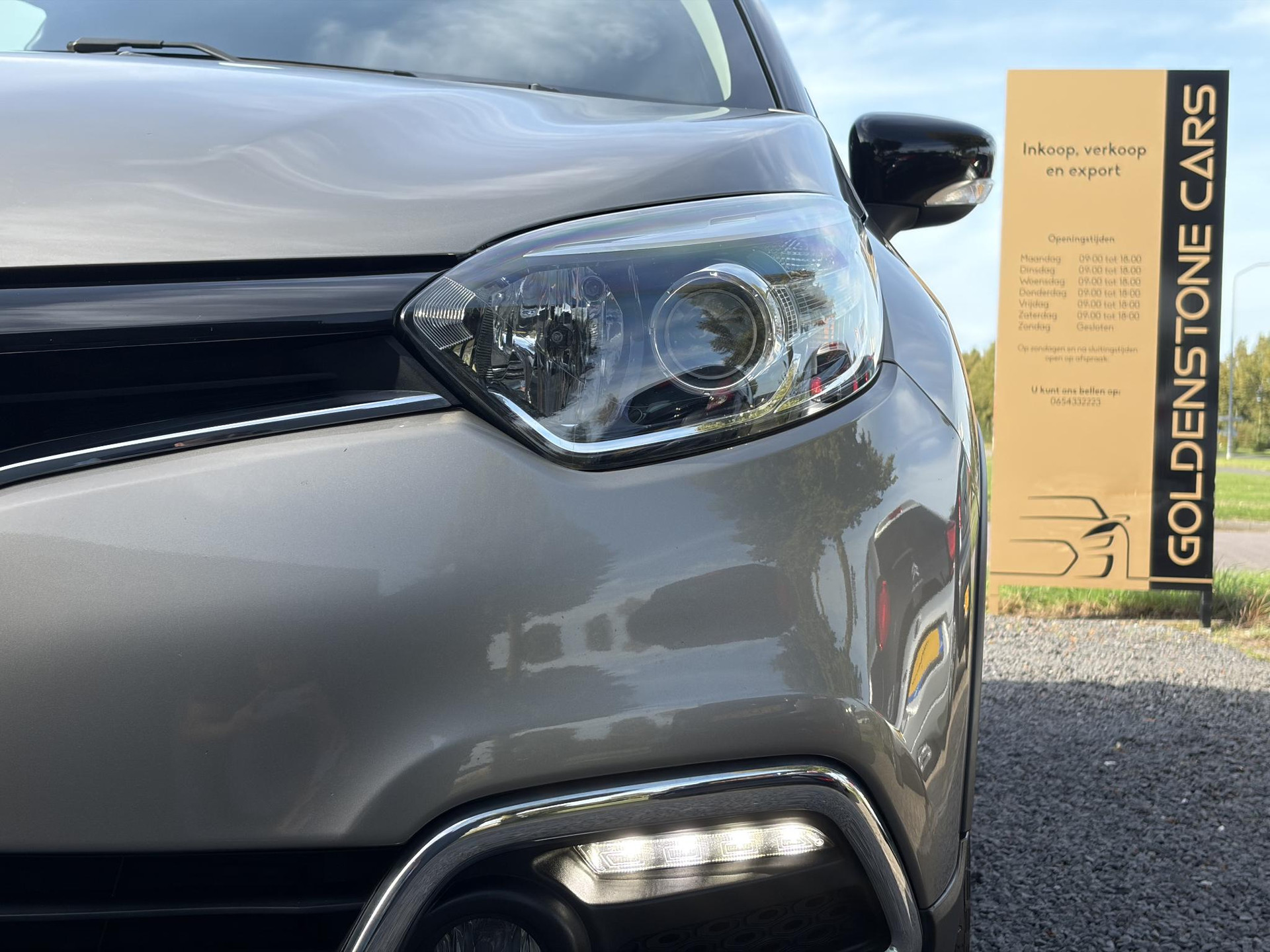 Renault Captur 1.2 TCe Dynamique ✓Navi✓Trekhaak✓Keyless✓Clima✓Cruise✓Dealer Onderhouden✓Automaat✓120pk✓Lm velgen✓Pdc✓N.A.P✓Apk tot 06-2027
